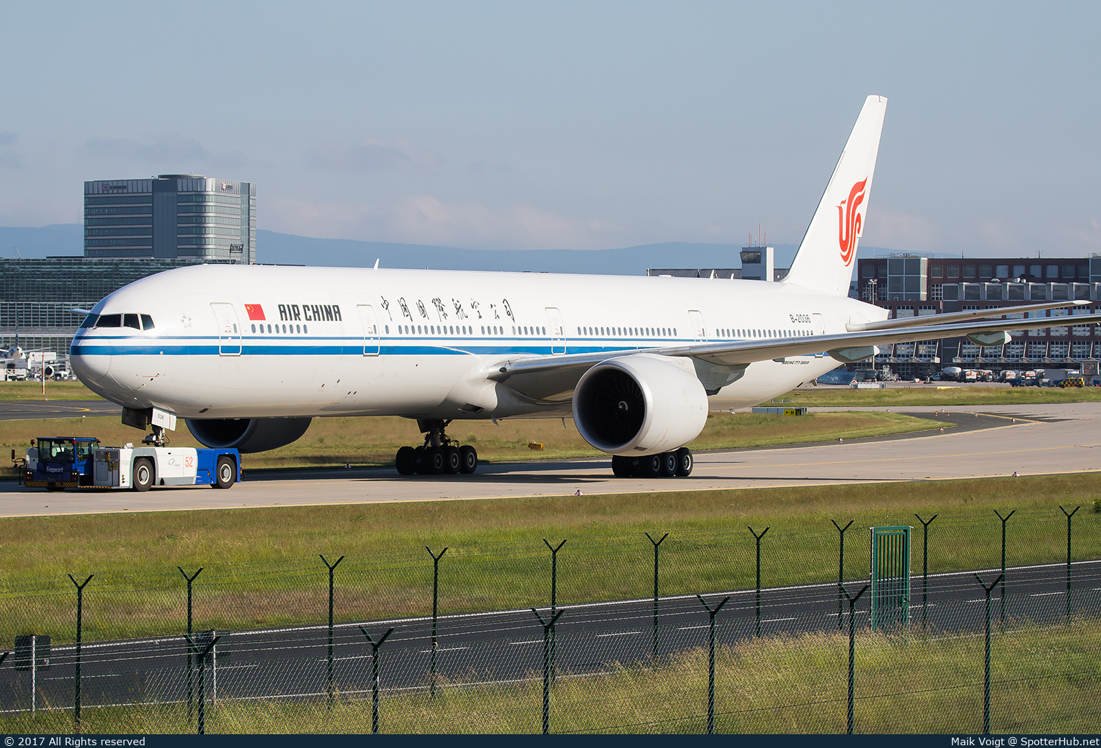 Photo of B-2036 - Boeing 777-39L(ER) operated by Air China