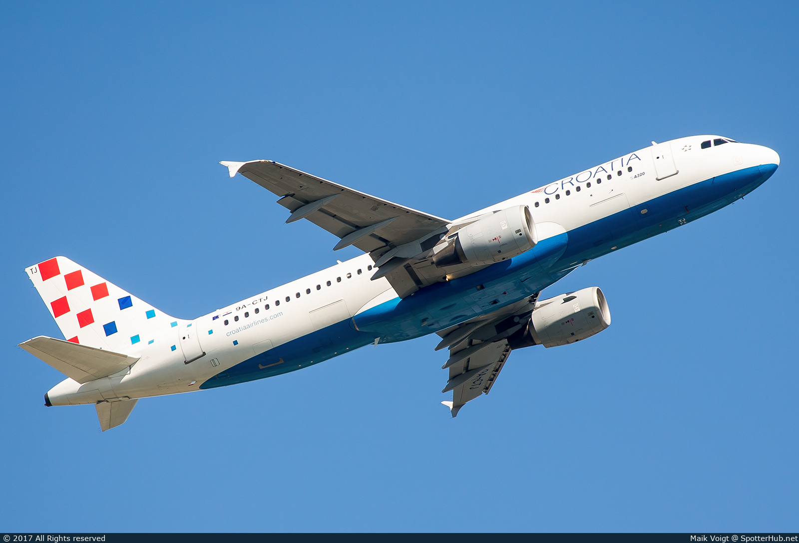 Photo of 9A-CTJ - Airbus A320-214 operated by Croatia Airlines