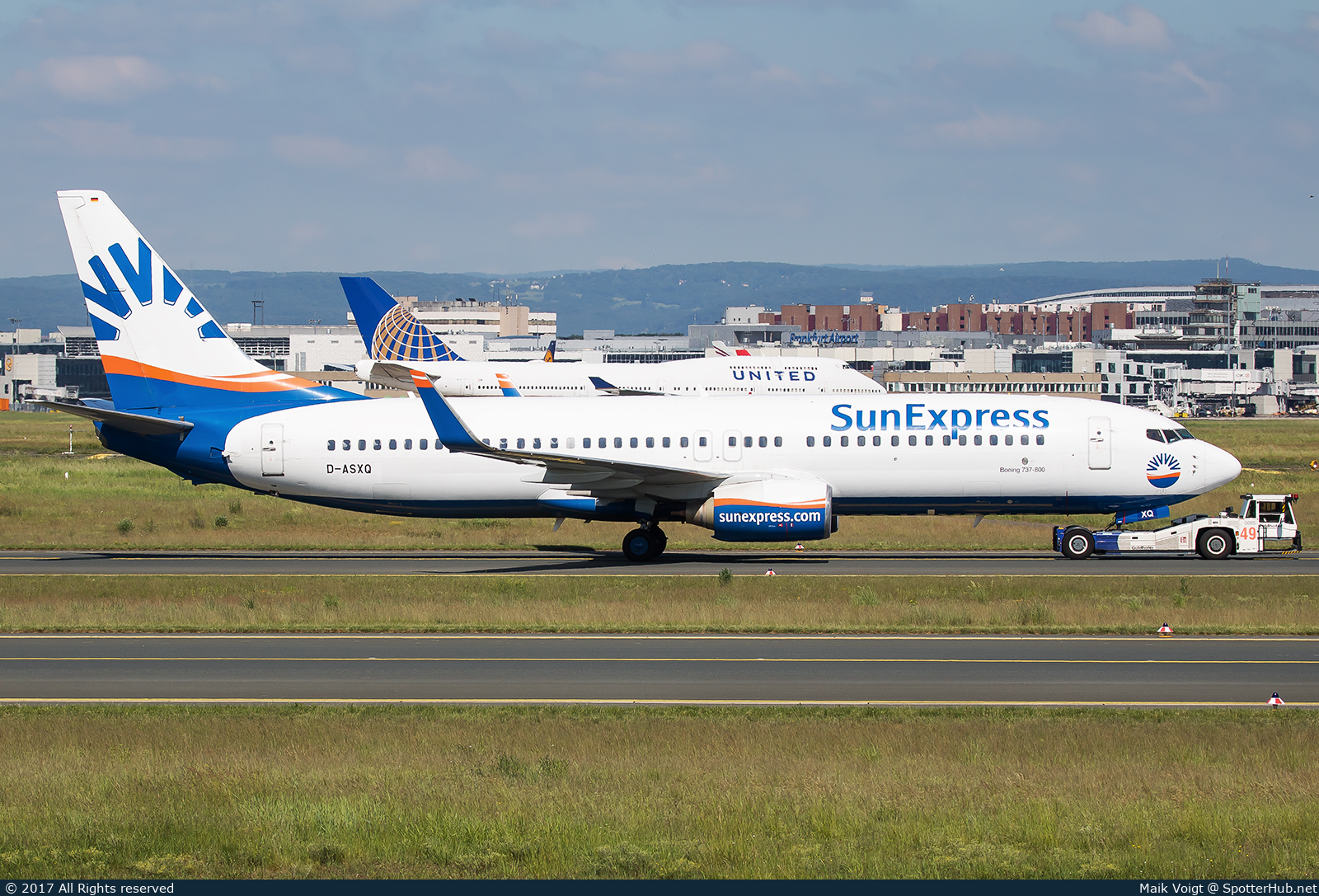 Photo of D-ASXQ - Boeing 737-8FH operated by SunExpress Germany