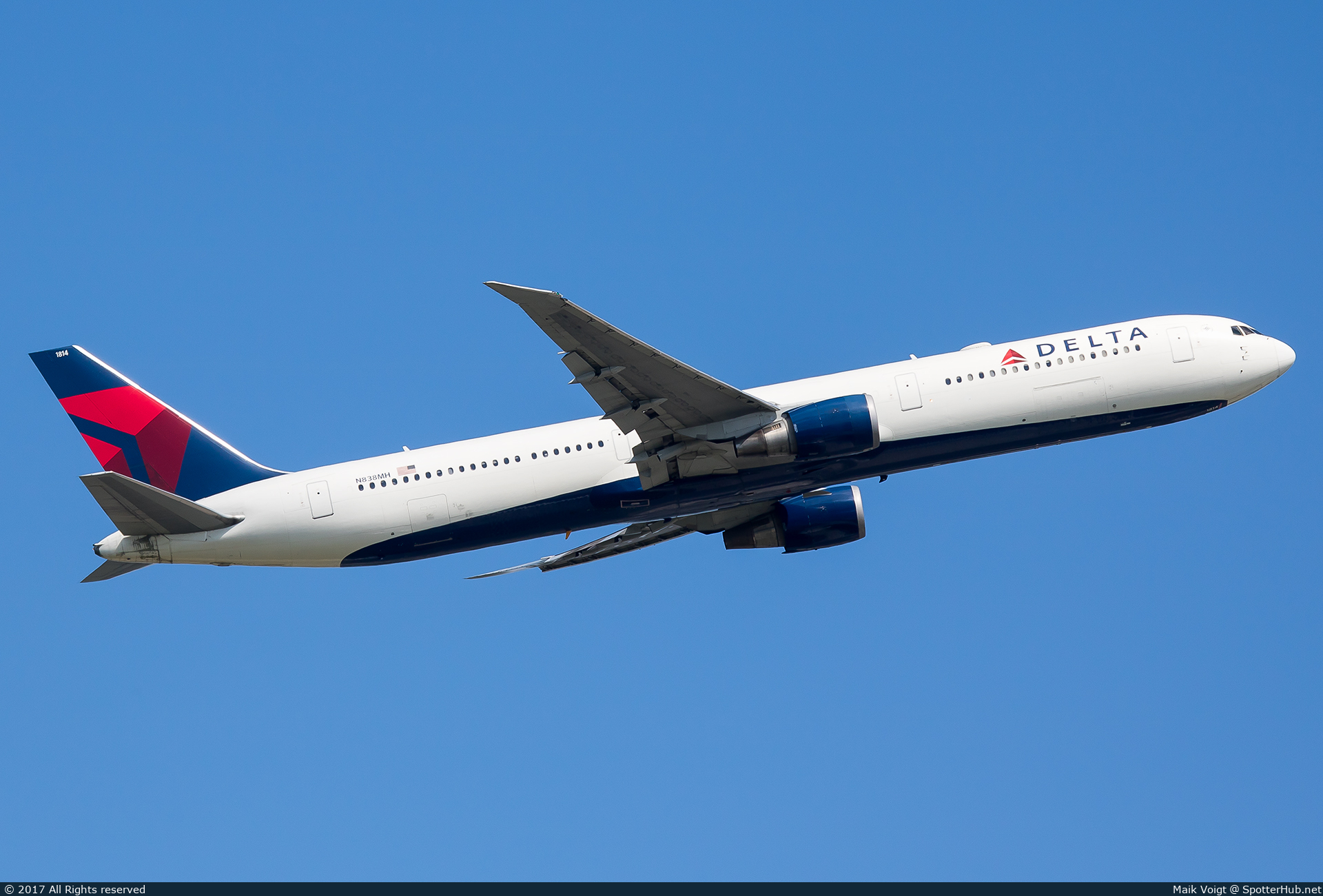 Photo of N838MH - Boeing 767-432(ER) operated by Delta Air Lines