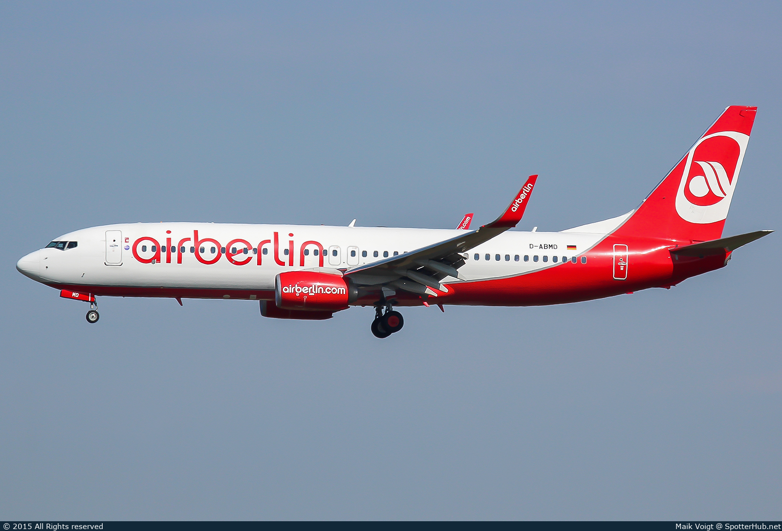 Photo of D-ABMD - Boeing 737-86J operated by Air Berlin