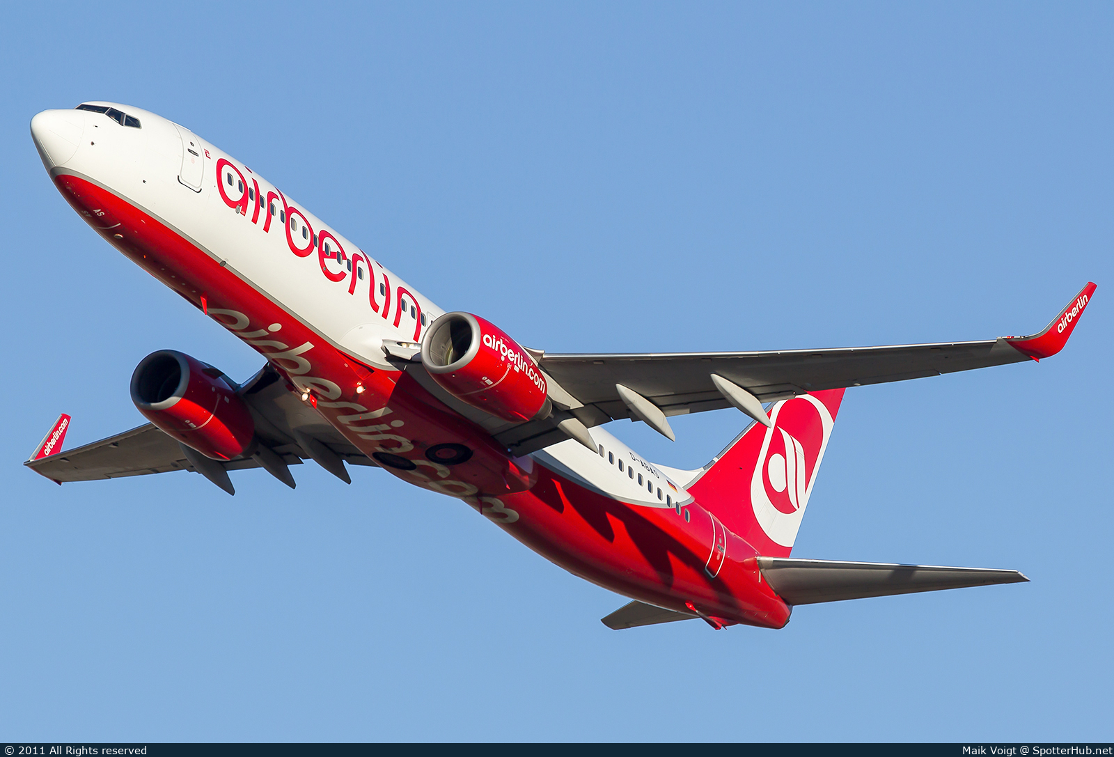 Photo of D-ABAS - Boeing 737-86J operated by Air Berlin