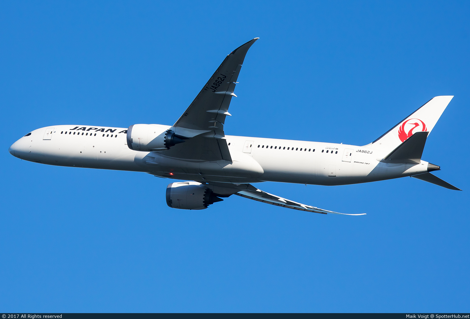 Photo of JA862J - Boeing 787-9 Dreamliner operated by Japan Airlines