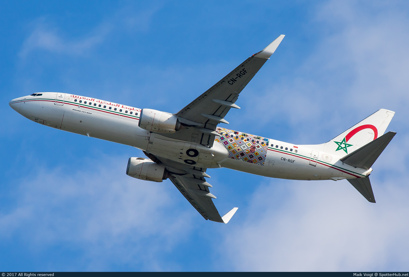 Photo of CN-RGF - Boeing 737-86N operated by Royal Air Maroc