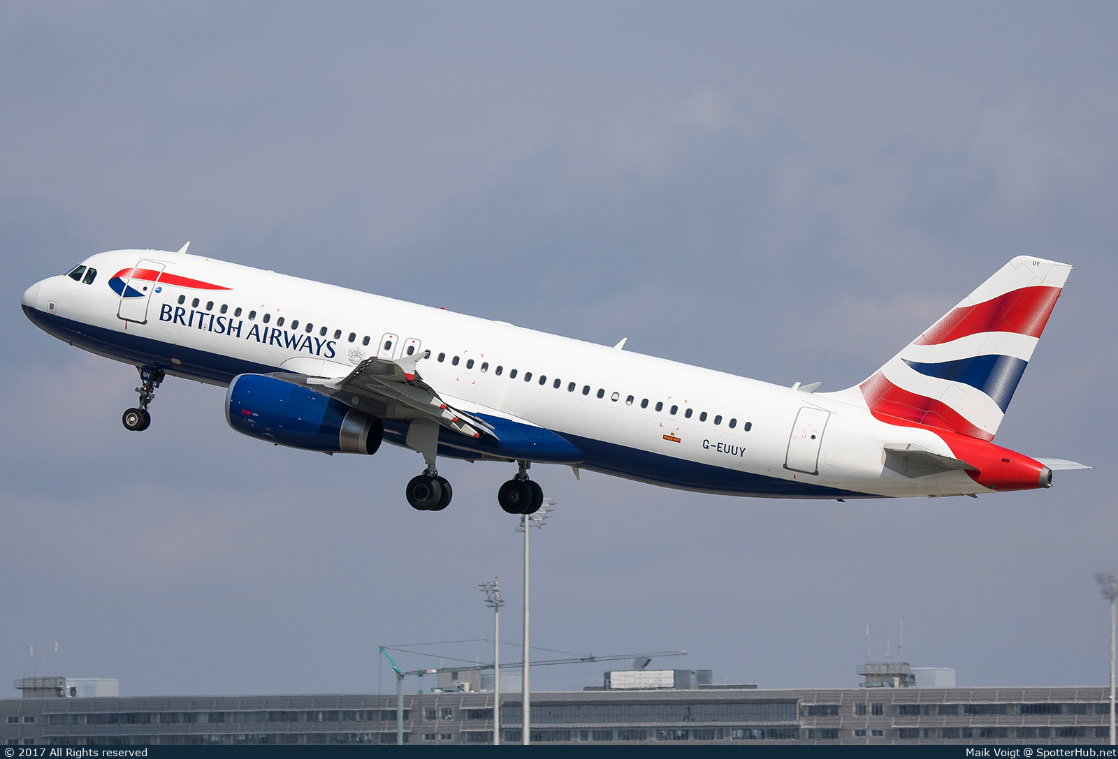 Photo of G-EUUY - Airbus A320-232 operated by British Airways