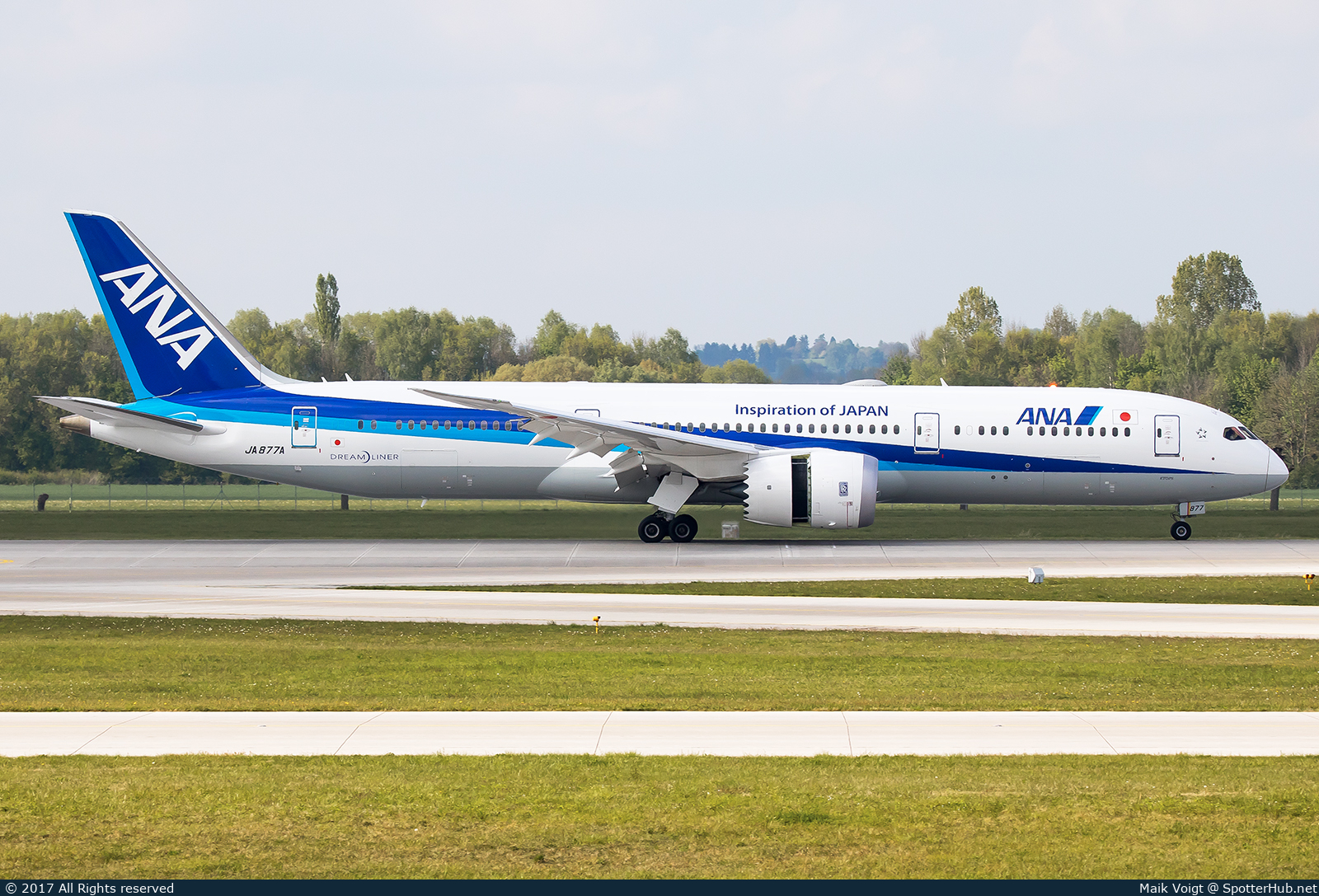 Photo of JA877A - Boeing 787-9 Dreamliner operated by ANA All Nippon Airways