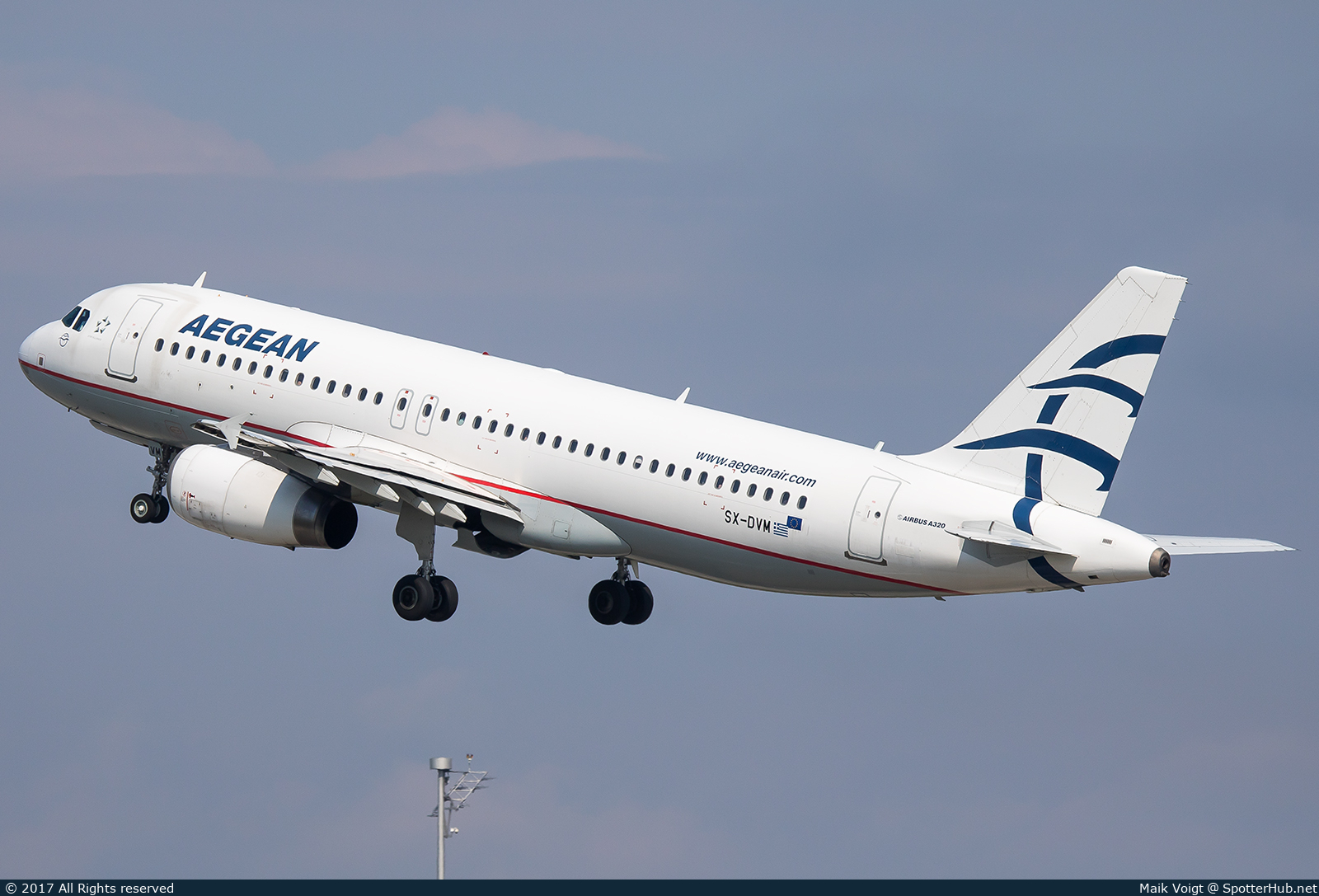 Photo of SX-DVM - Airbus A320-232 operated by Aegean Airlines
