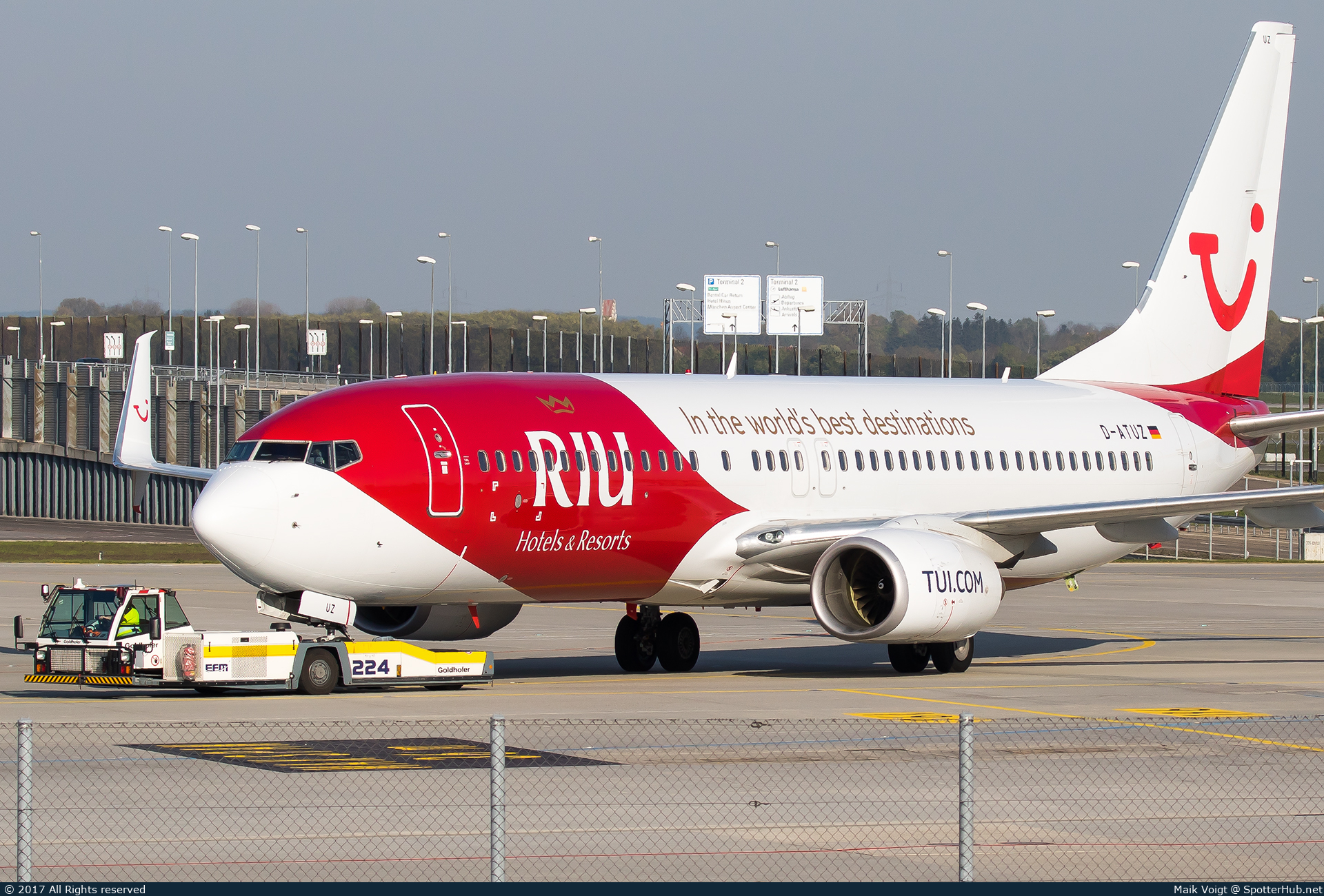Photo of D-ATUZ - Boeing 737-8K5 operated by TUIfly