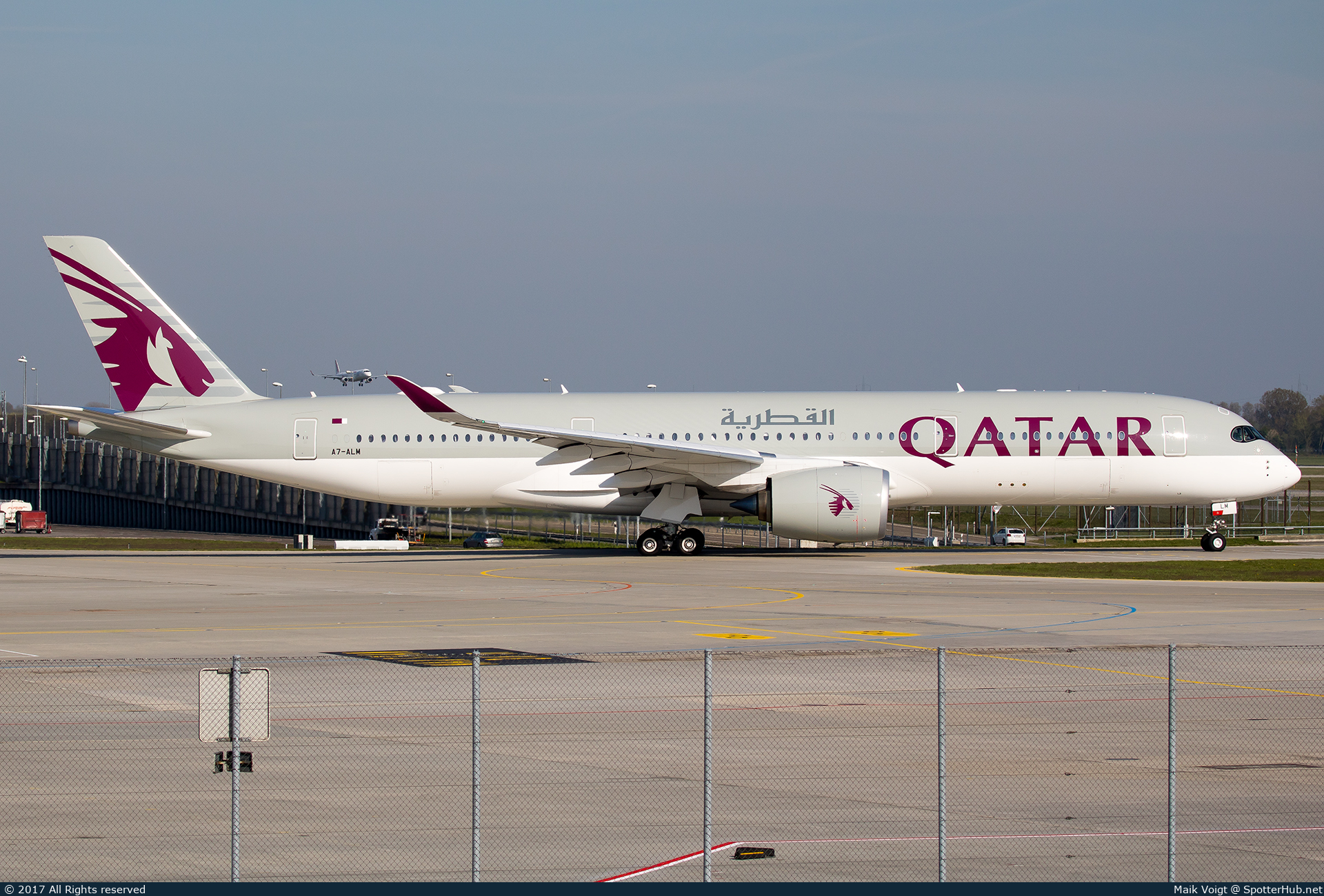 Photo of A7-ALM - Airbus A350-941 operated by Qatar Airways