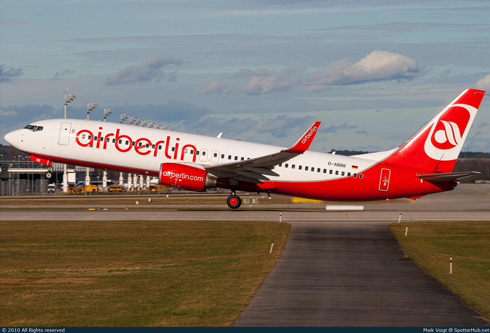 Photo of D-ABBK - Boeing 737-8BK operated by Air Berlin