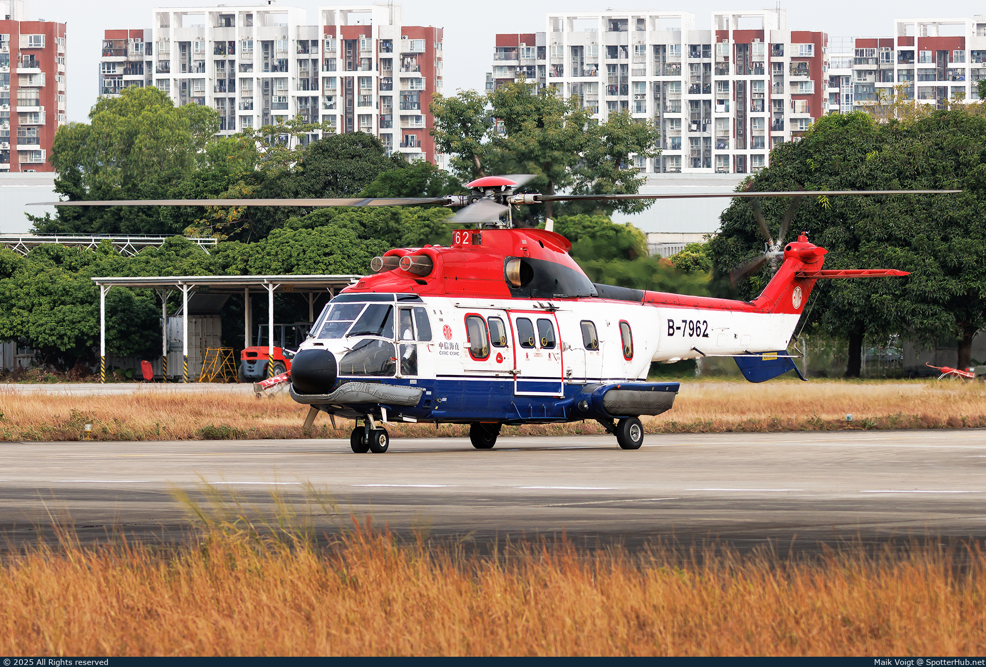 Photo of B-7962 - Aérospatiale AS332L1 Super Puma operated by CITIC Offshore Helicopter