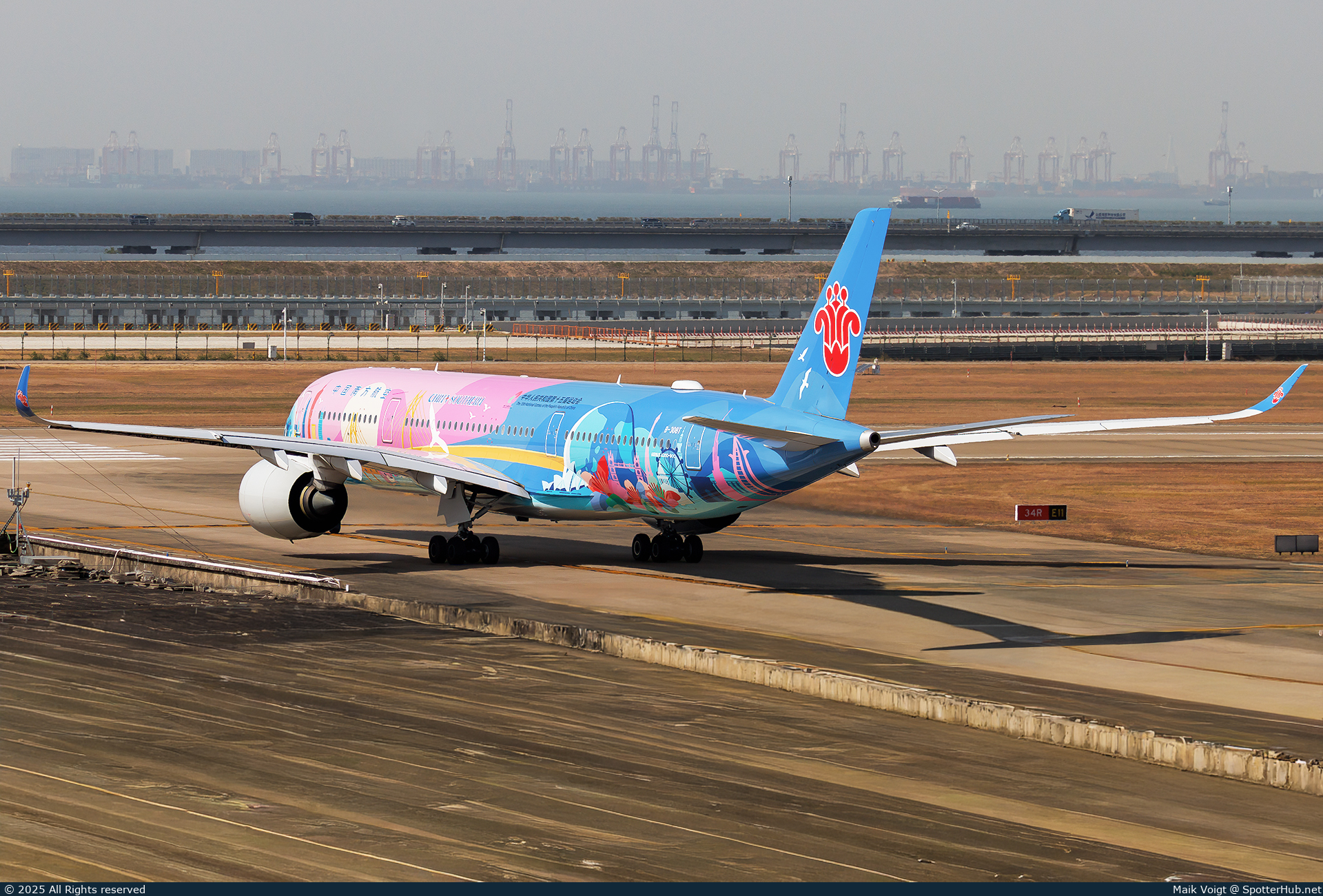 Photo of B-308T - Airbus A350-941 operated by China Southern Airlines