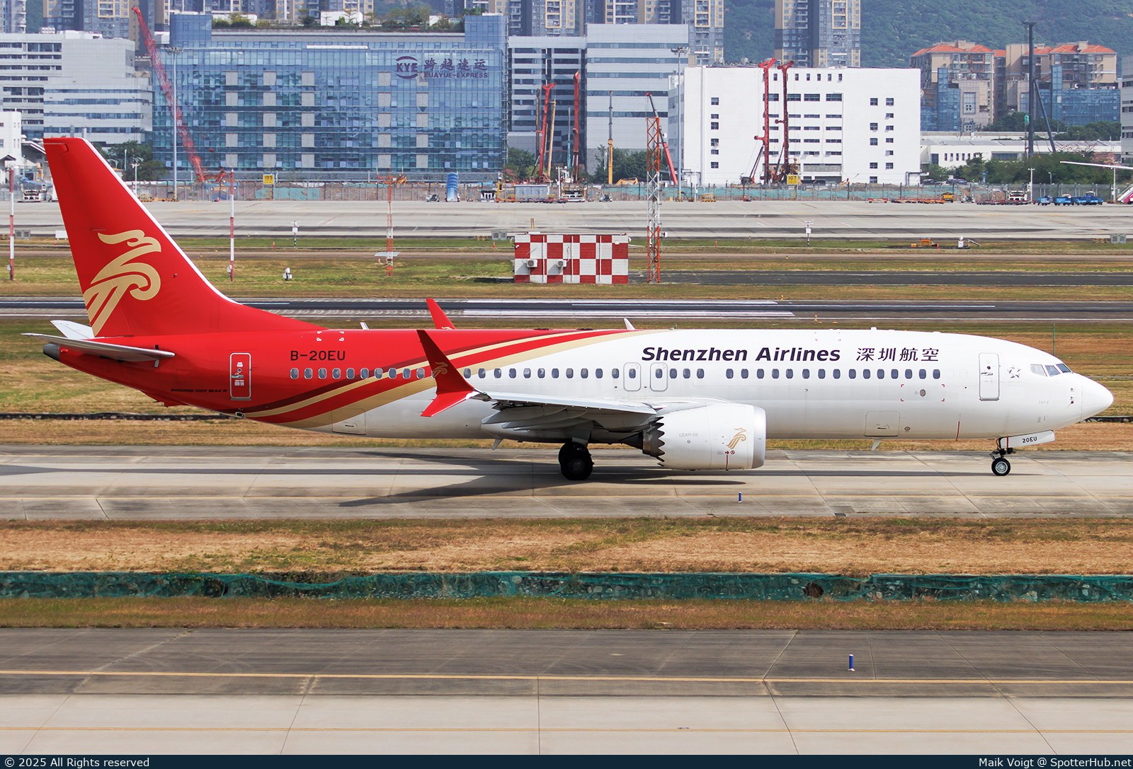 Photo of B-20EU - Boeing 737 MAX 8 operated by Shenzhen Airlines