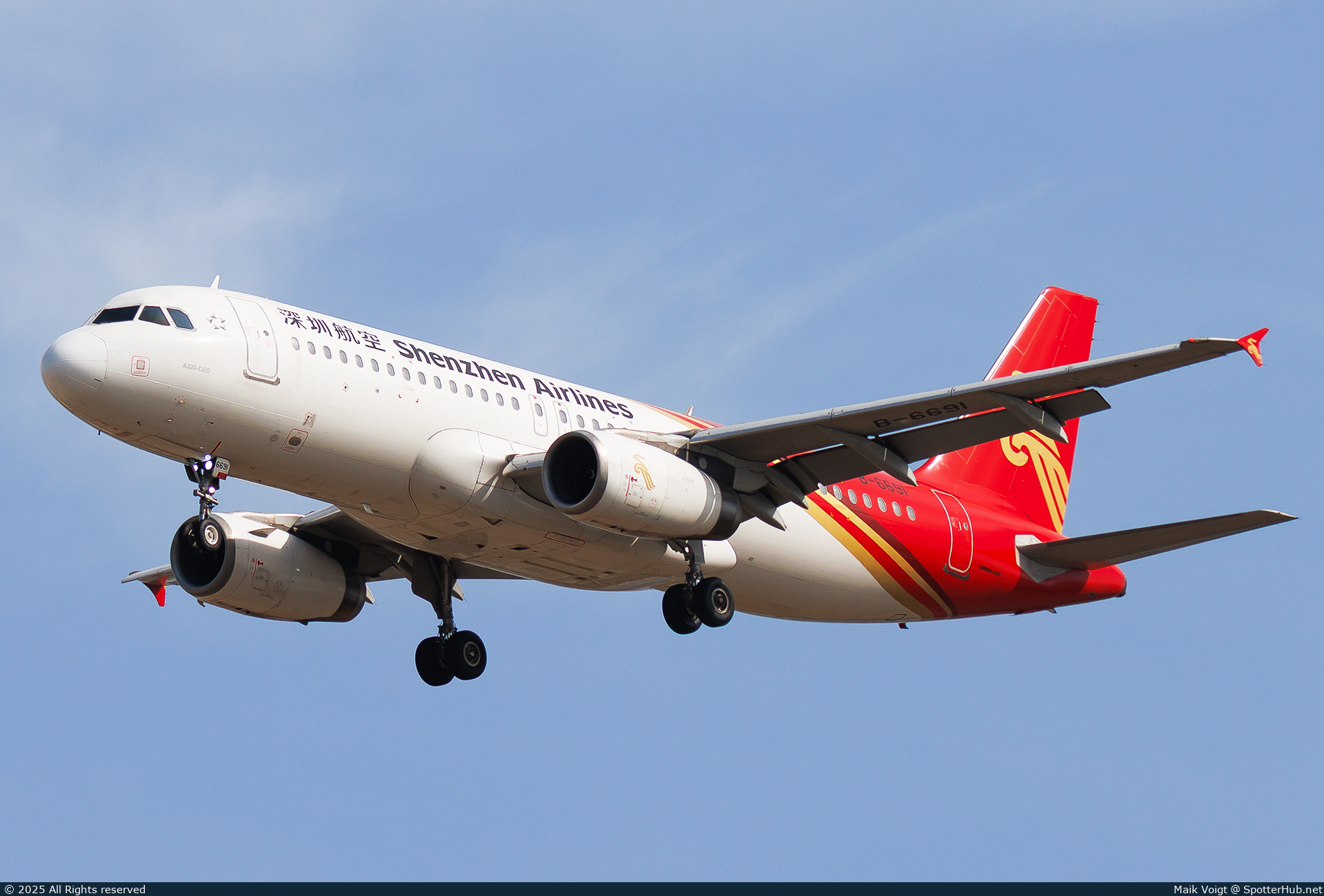 Photo of B-6691 - Airbus A320-232 operated by Shenzhen Airlines