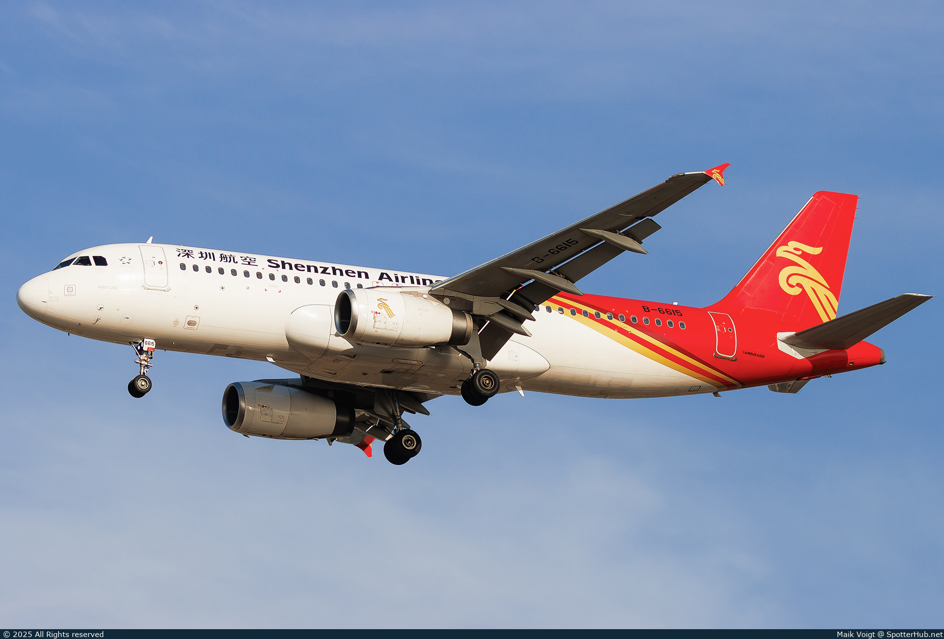 Photo of B-6615 - Airbus A320-232 operated by Shenzhen Airlines