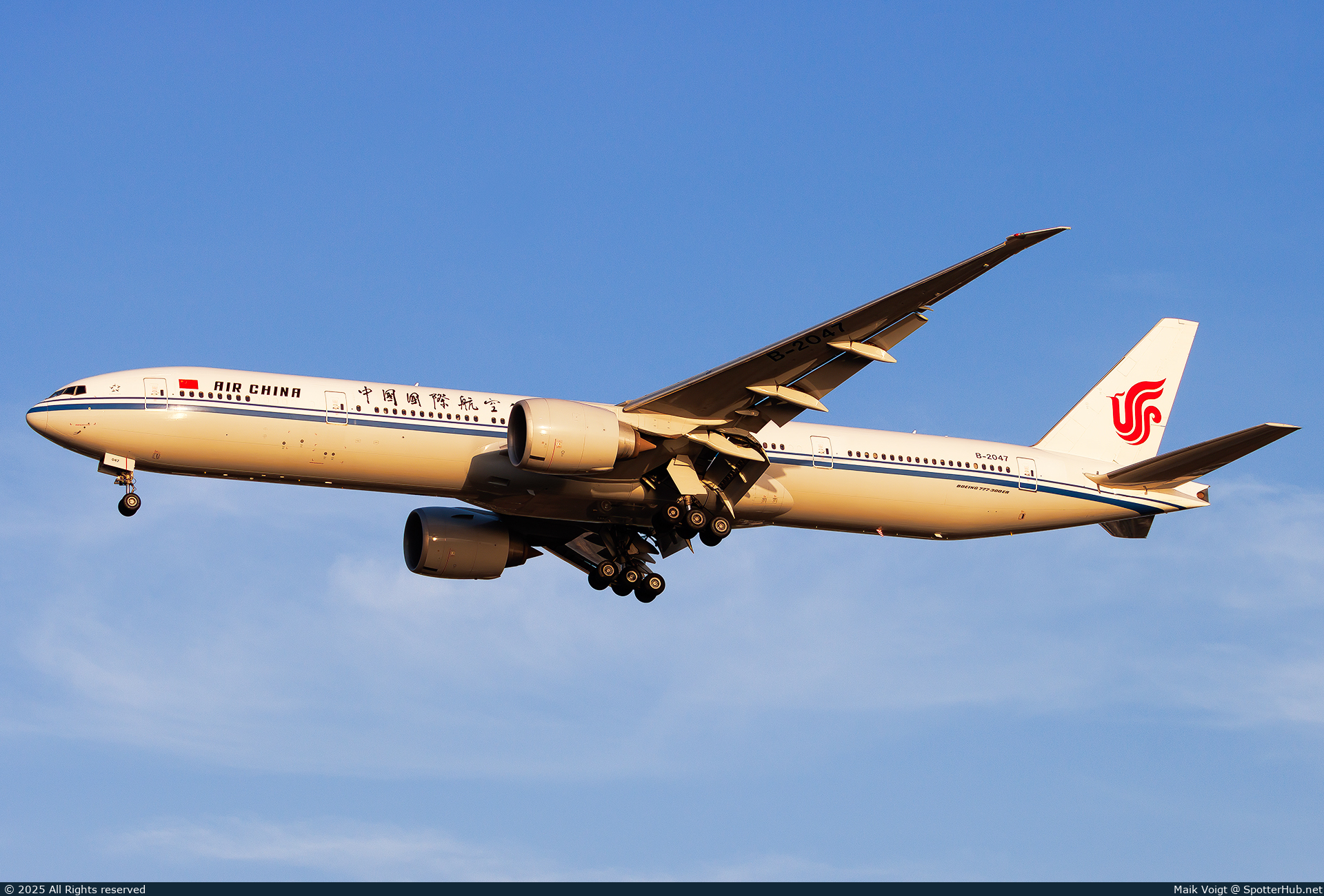Photo of B-2047 - Boeing 777-39L(ER) operated by Air China