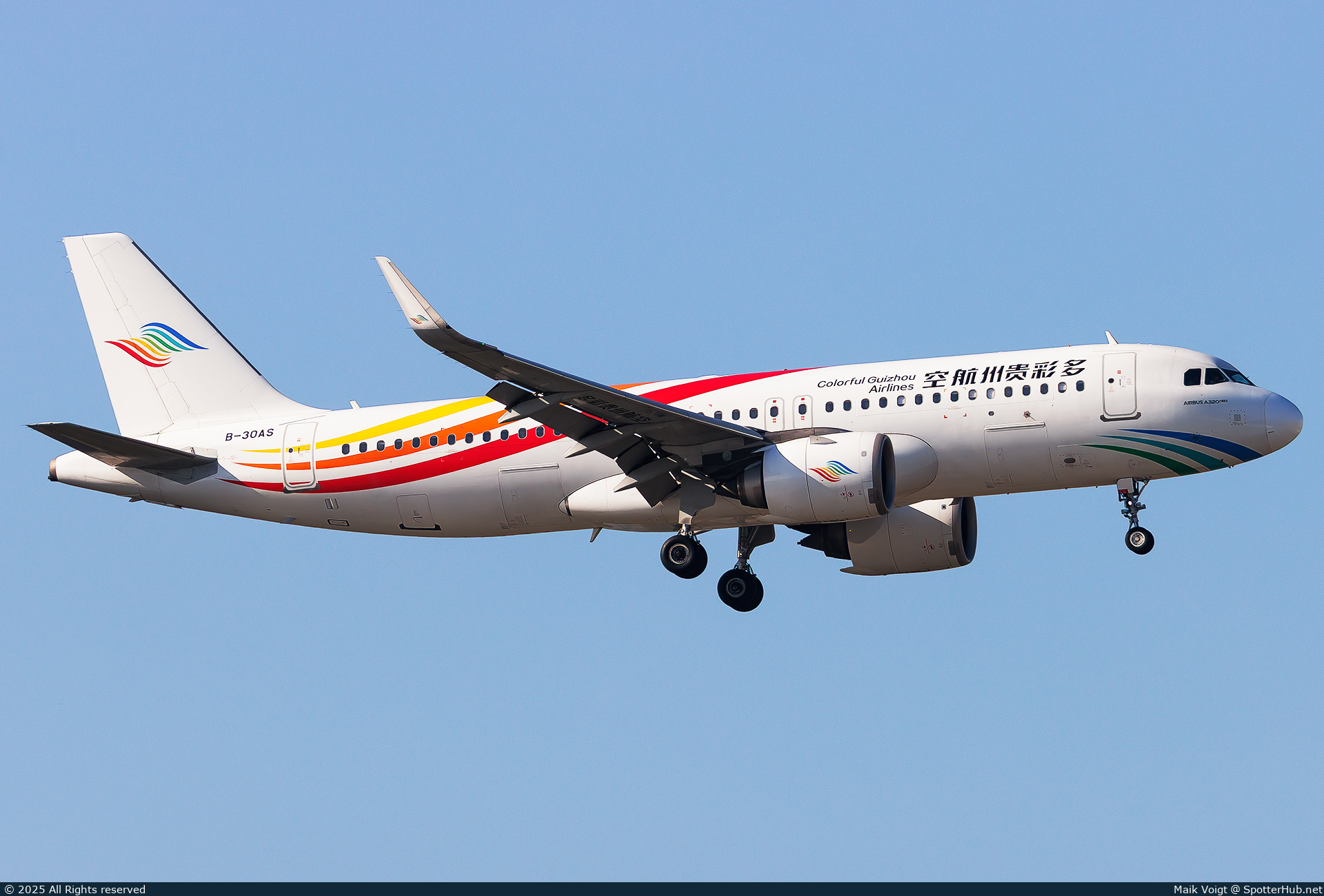 Photo of B-30AS - Airbus A320-251N operated by Colorful Guizhou Airlines