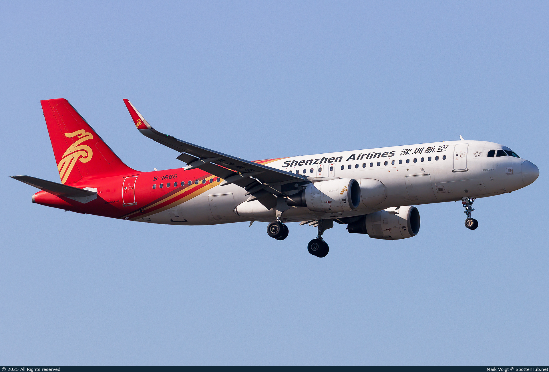Photo of B-1685 - Airbus A320-214 operated by Shenzhen Airlines