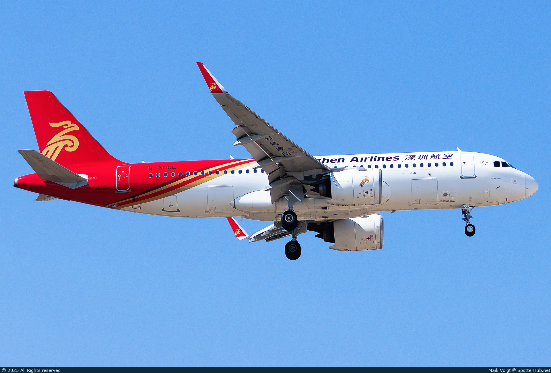 Photo of B-30CL - Airbus A320-271N operated by Shenzhen Airlines