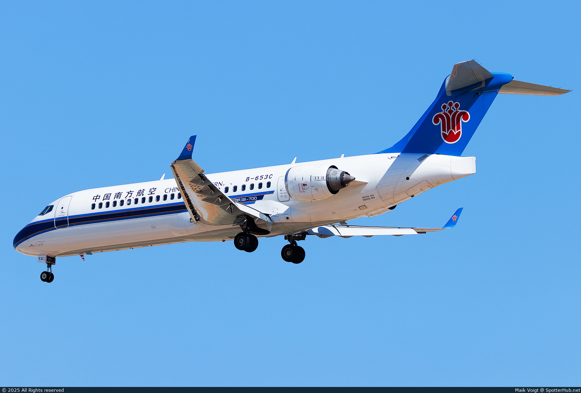 Photo of B-653C - COMAC C909 operated by China Southern Airlines