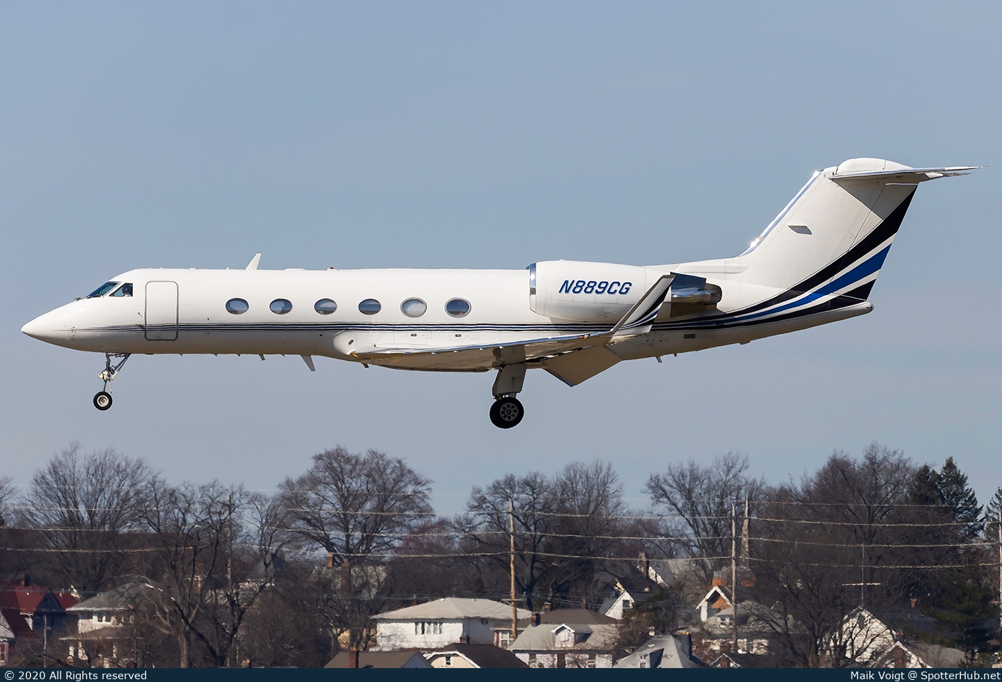 Photo of N889CG - Gulfstream GIV operated by Prime Jet
