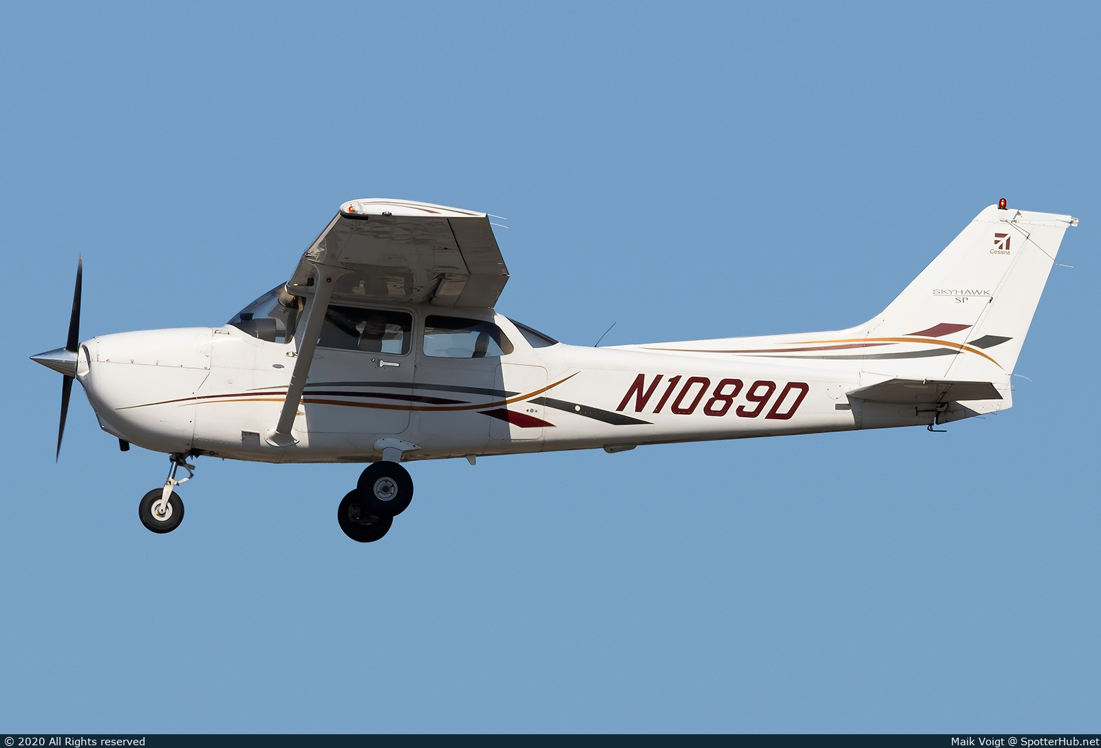 Photo of N1089D - Cessna 172S Skyhawk SP operated by Heavy Metal Air