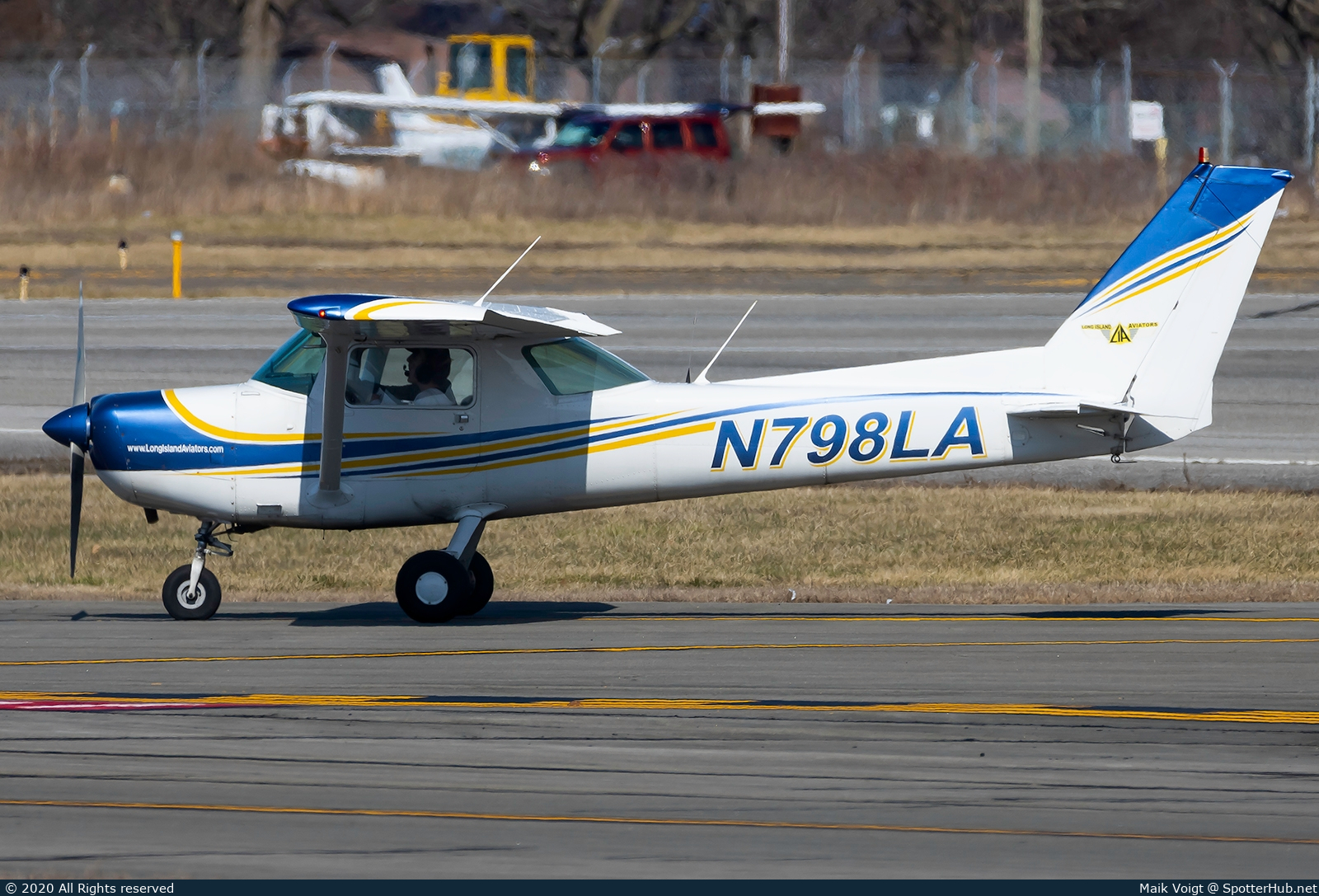 Photo of N798LA - Cessna 152 operated by Long Island Aviators