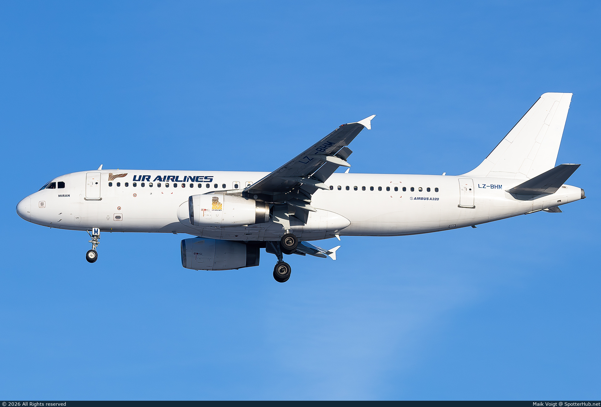 Photo of LZ-BHM - Airbus A320-232 operated by UR Airlines (opb BH Air)