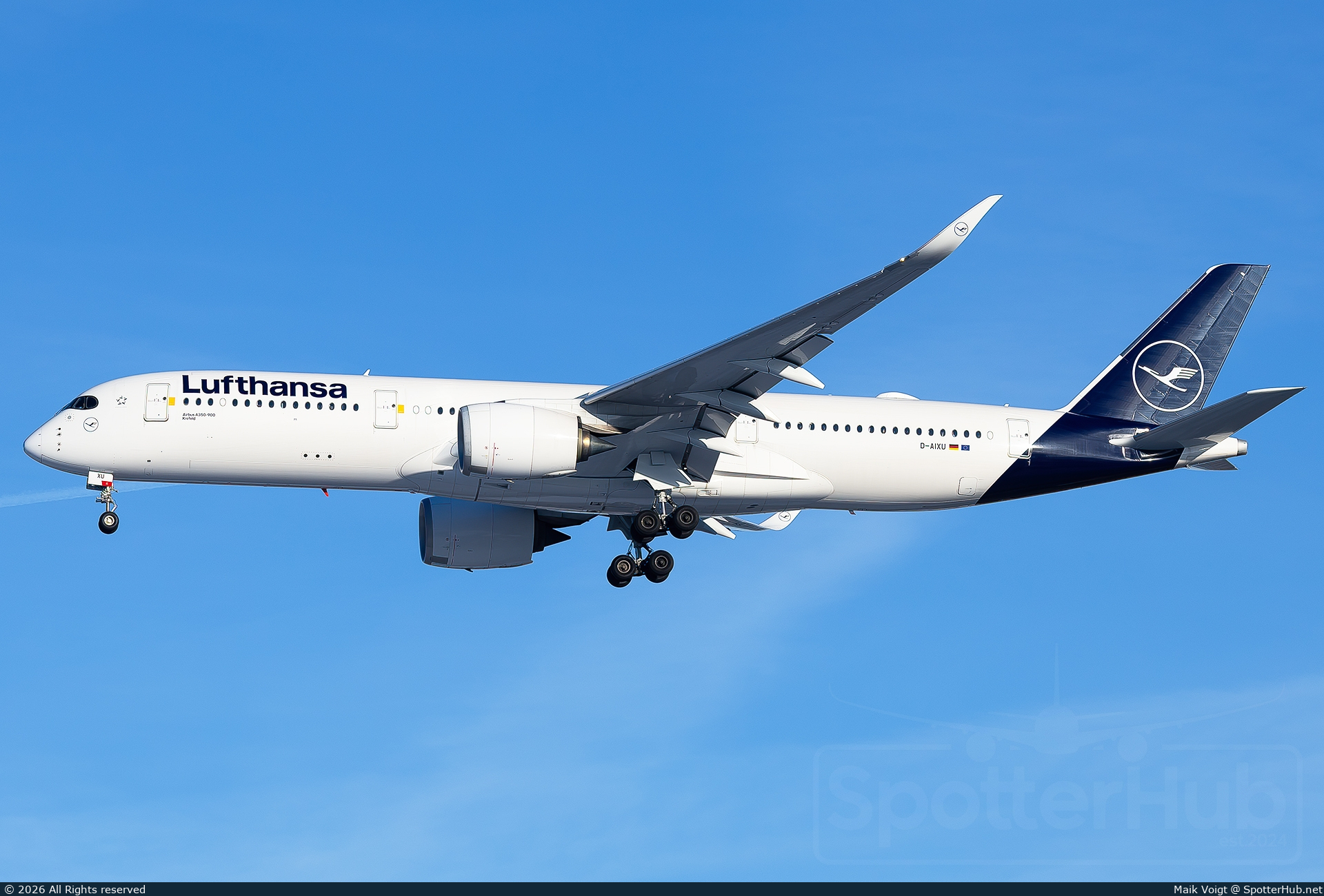 Photo of D-AIXU - Airbus A350-941 operated by Lufthansa