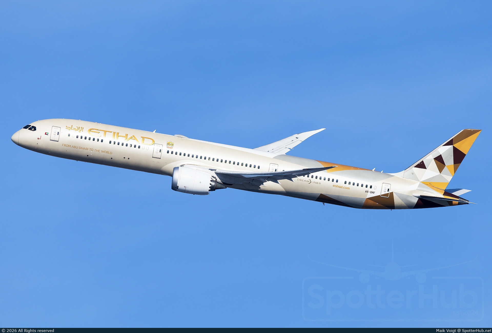 Photo of A6-BMF - Boeing 787-10 Dreamliner operated by Etihad Airways