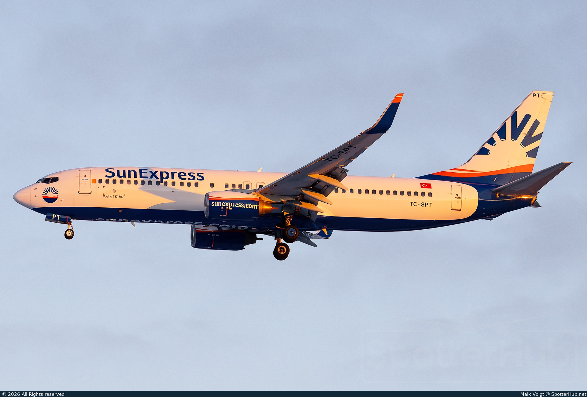Photo of TC-SPT - Boeing 737-8U3 operated by SunExpress