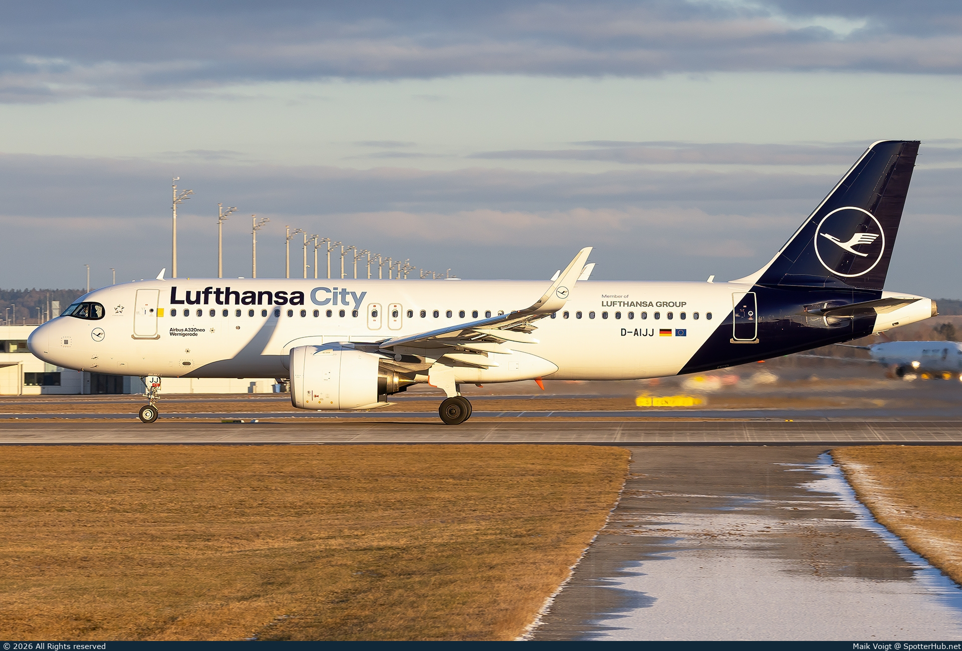 Photo of D-AIJJ - Airbus A320-271N operated by Lufthansa City Airlines
