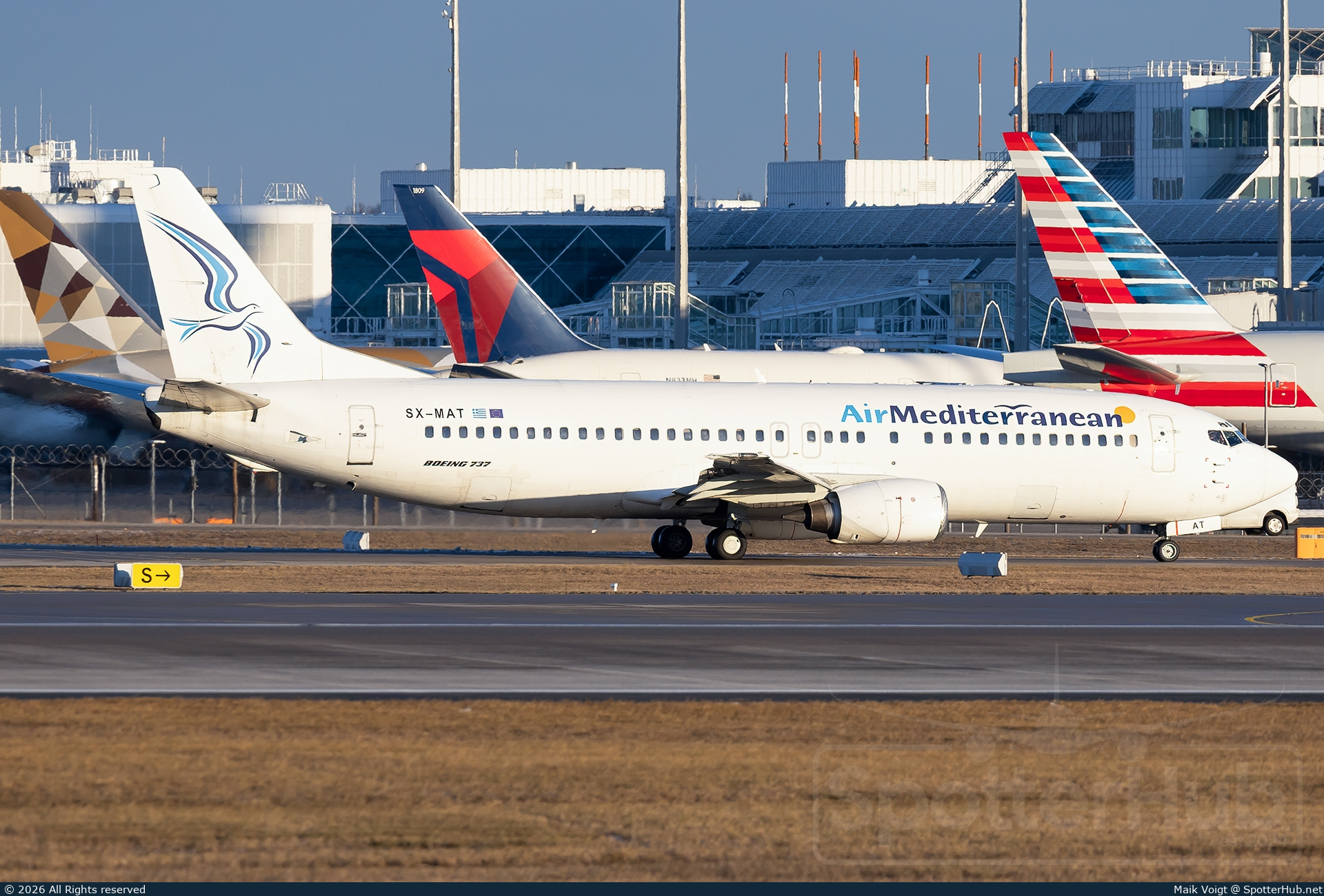 Photo of SX-MAT - Boeing 737-446 operated by Air Mediterranean