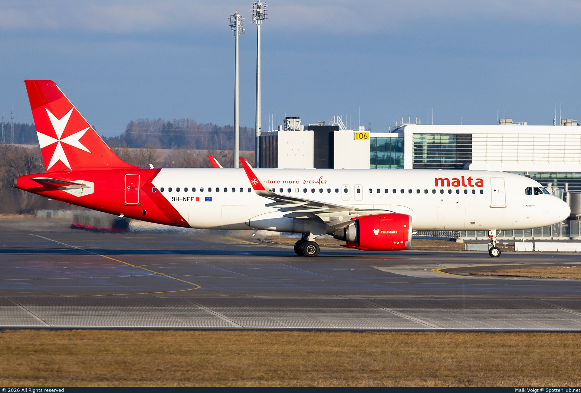 Photo of 9H-NEF - Airbus A320-251N operated by KM Malta Airlines