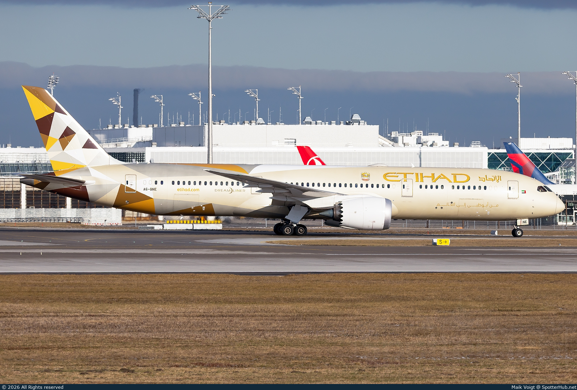 Photo of A6-BNE - Boeing 787-9 Dreamliner operated by Etihad Airways
