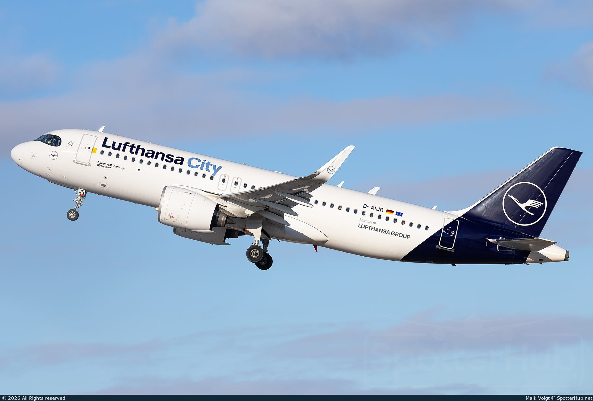 Photo of D-AIJR - Airbus A320-271N operated by Lufthansa City Airlines
