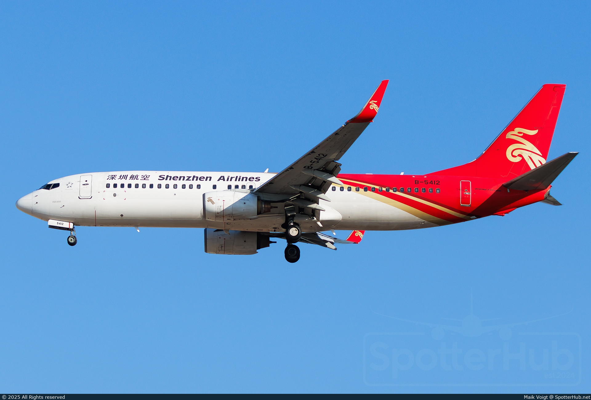 Photo of B-5412 - Boeing 737-87L operated by Shenzhen Airlines