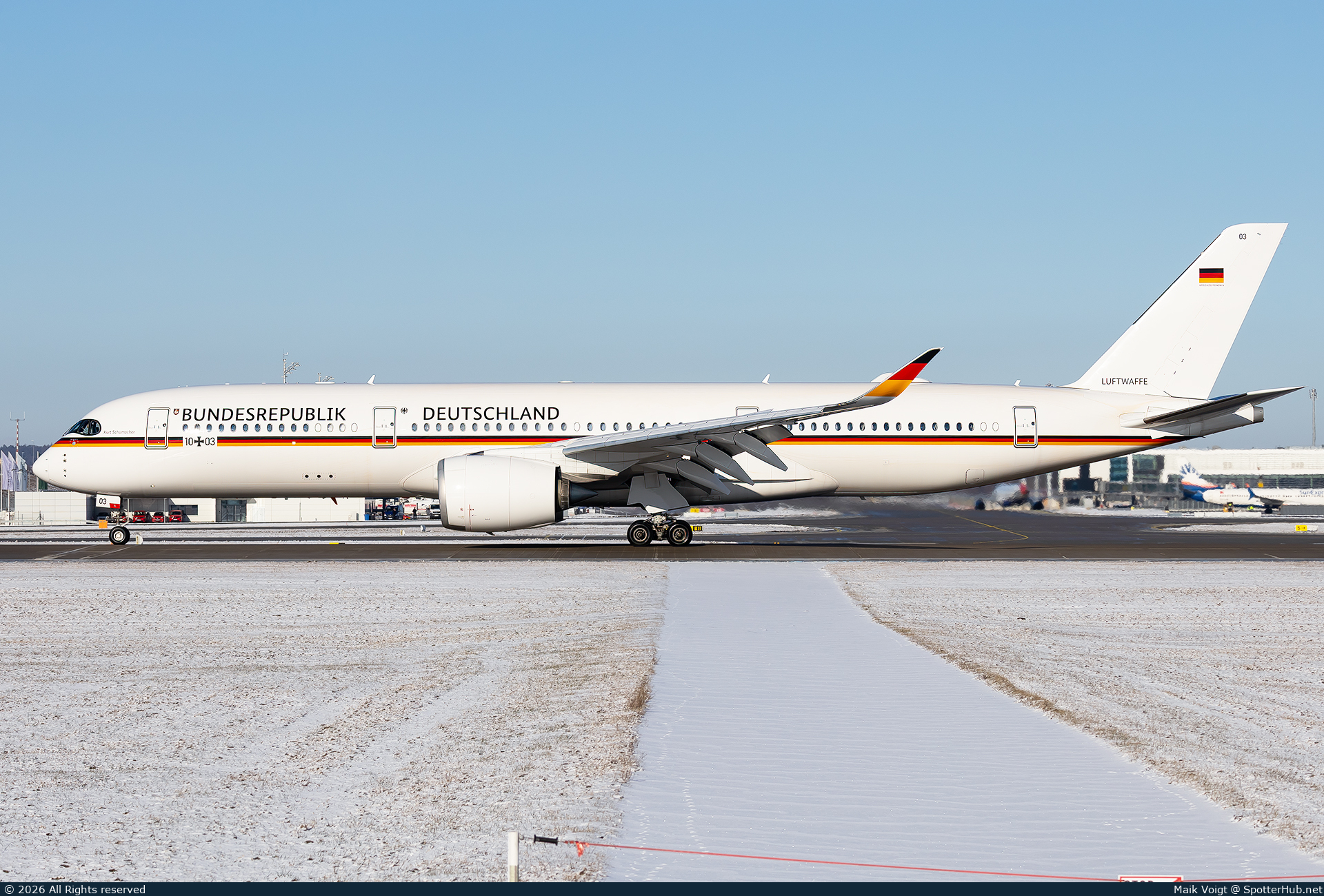 Photo of 10+03 - Airbus A350-941(CJ) operated by German Air Force