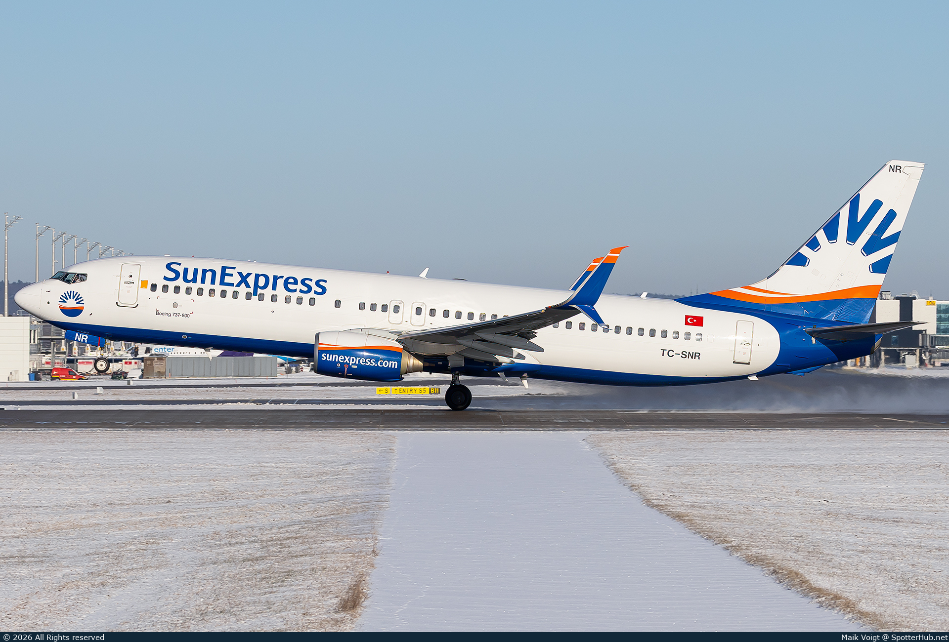 Photo of TC-SNR - Boeing 737-8HC operated by SunExpress