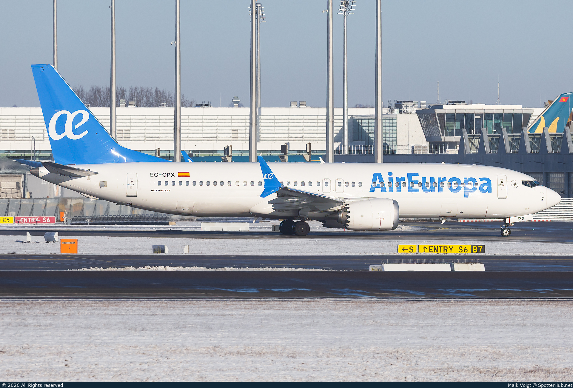 Photo of EC-OPX - Boeing 737 MAX 8 operated by Air Europa