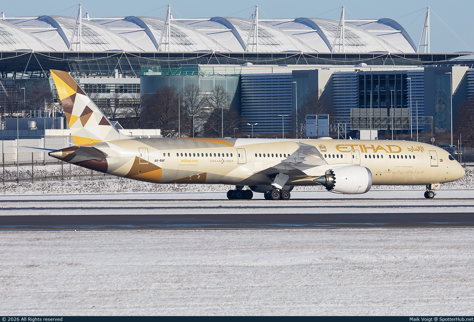 Photo of A6-BNF - Boeing 787-9 Dreamliner operated by Etihad Airways