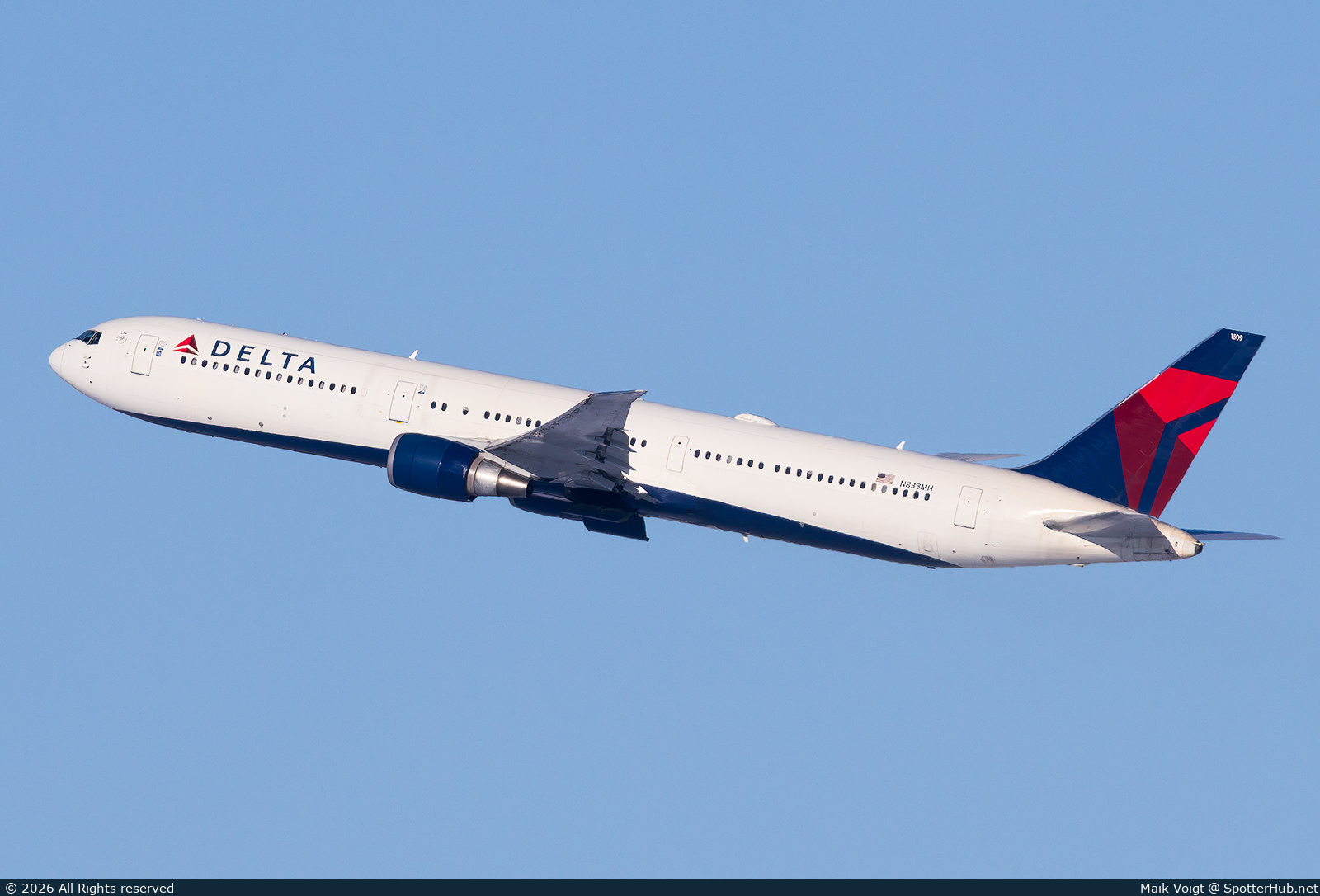 Photo of N833MH - Boeing 767-432(ER) operated by Delta Air Lines