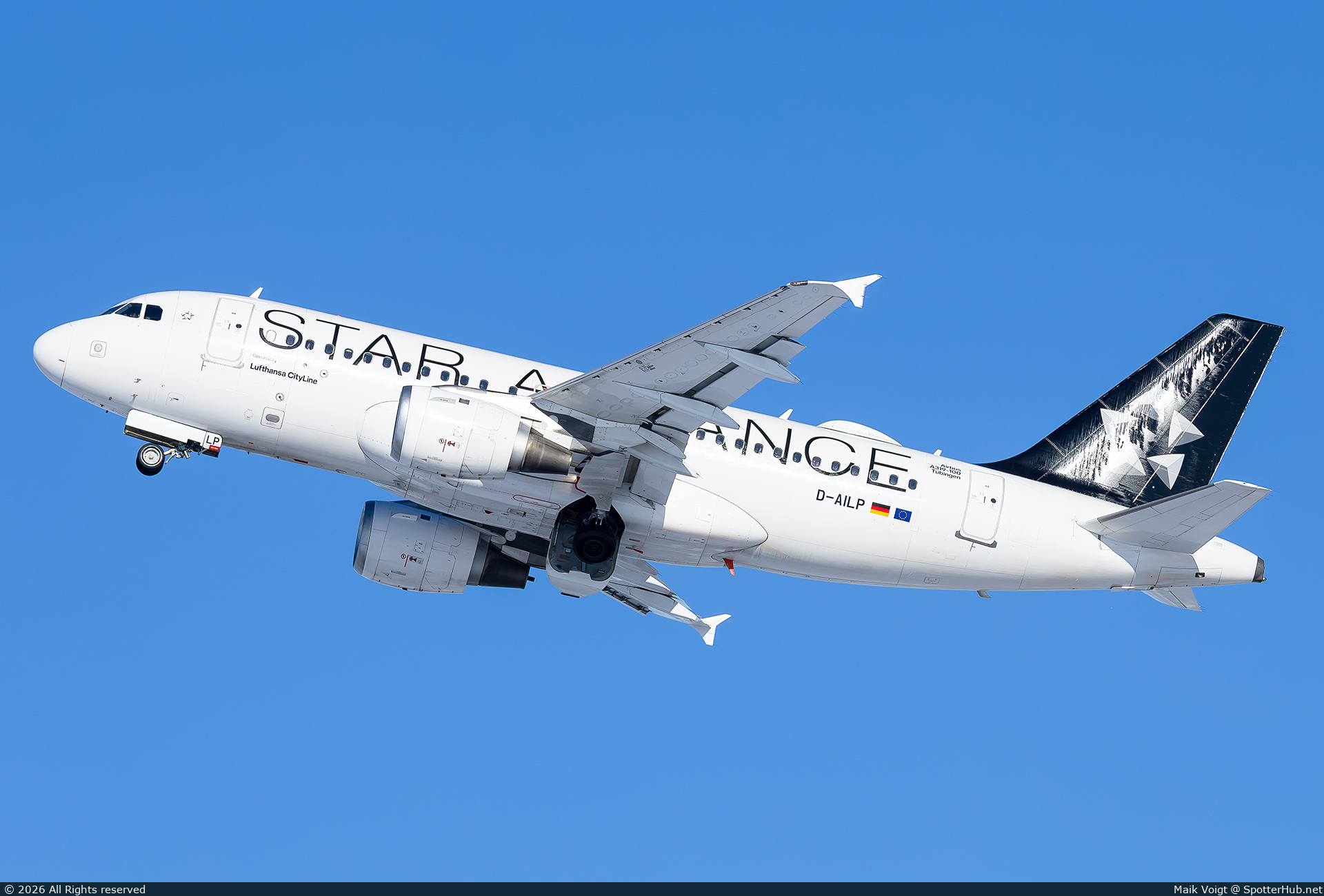 Photo of D-AILP - Airbus A319-114 operated by Lufthansa CityLine