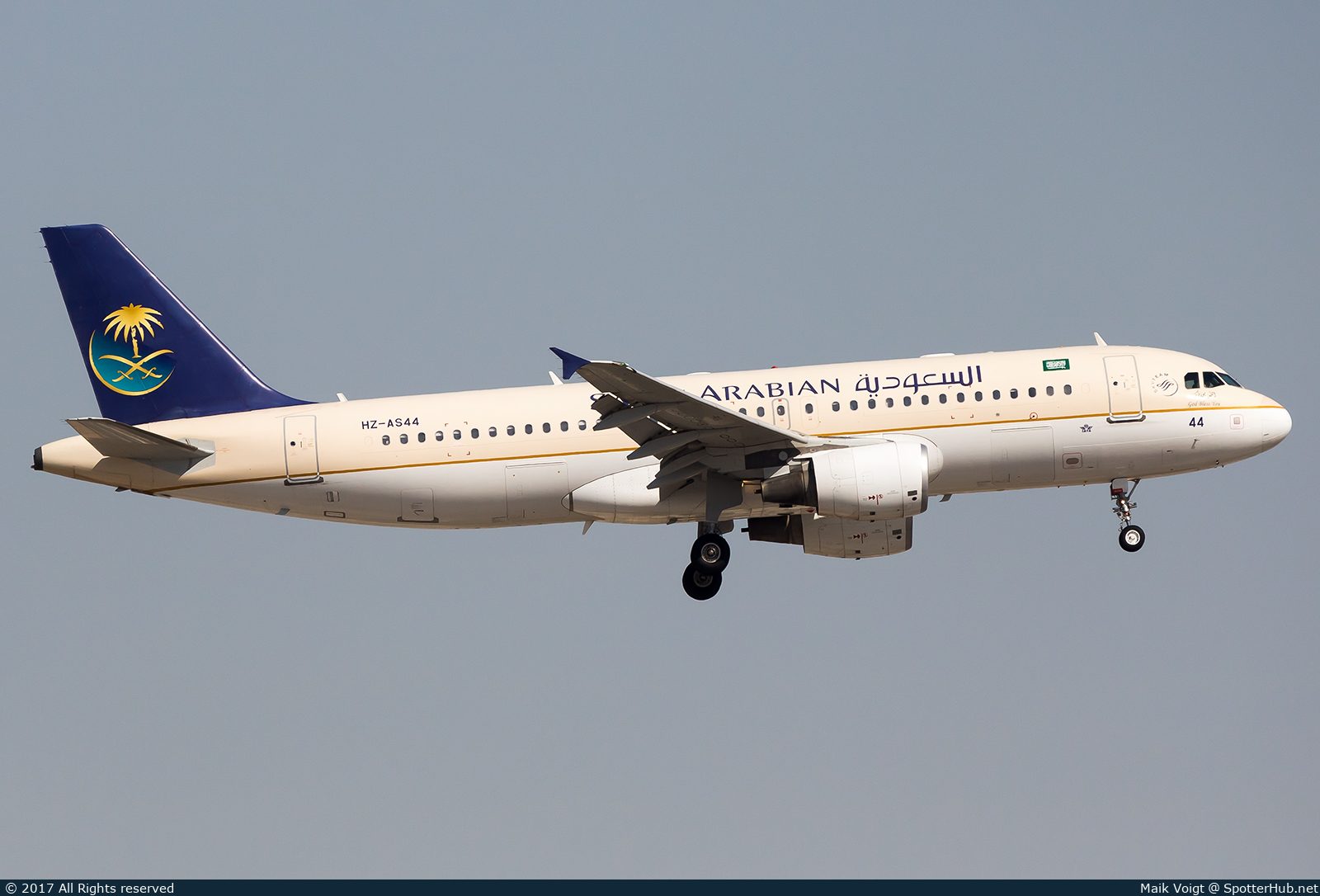 Photo of HZ-AS44 - Airbus A320-214 operated by Saudi Arabian Airlines