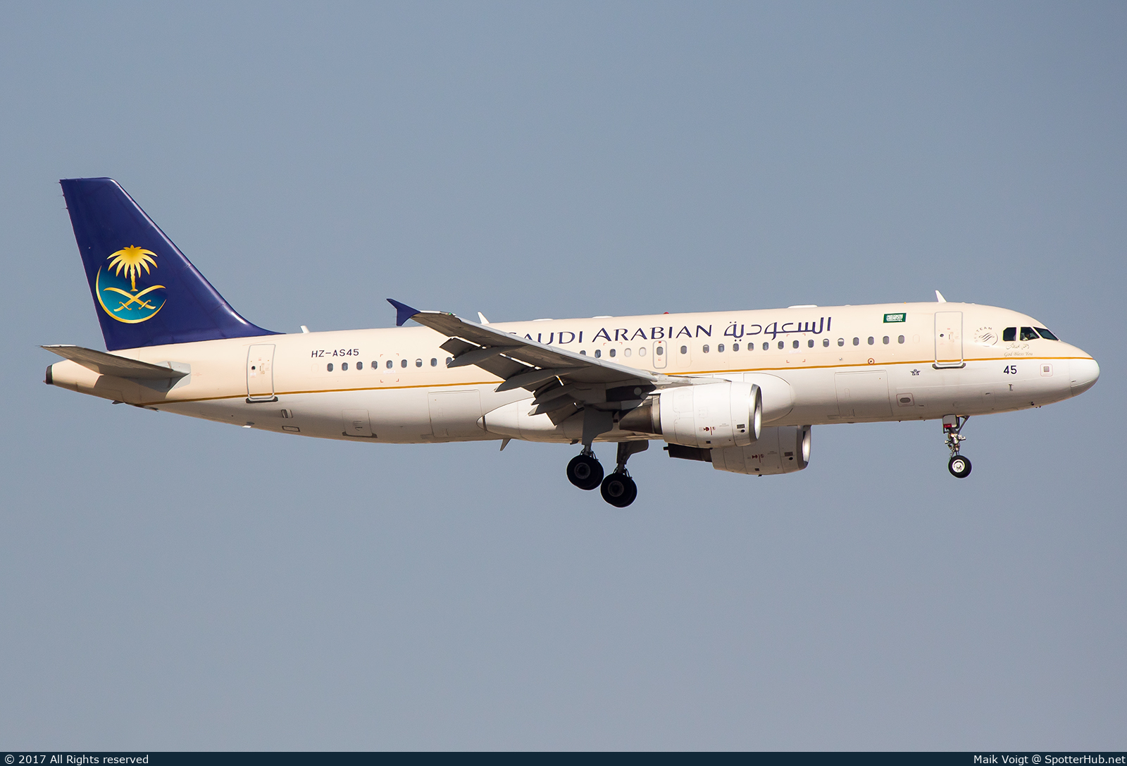 Photo of HZ-AS45 - Airbus A320-214 operated by Saudi Arabian Airlines