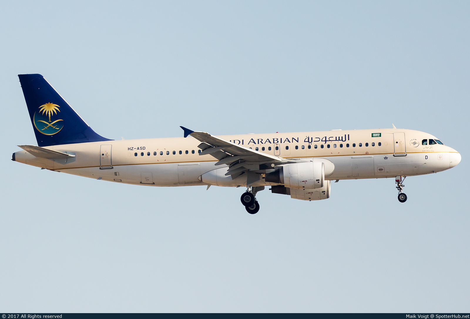 Photo of HZ-ASD - Airbus A320-214 operated by Saudi Arabian Airlines