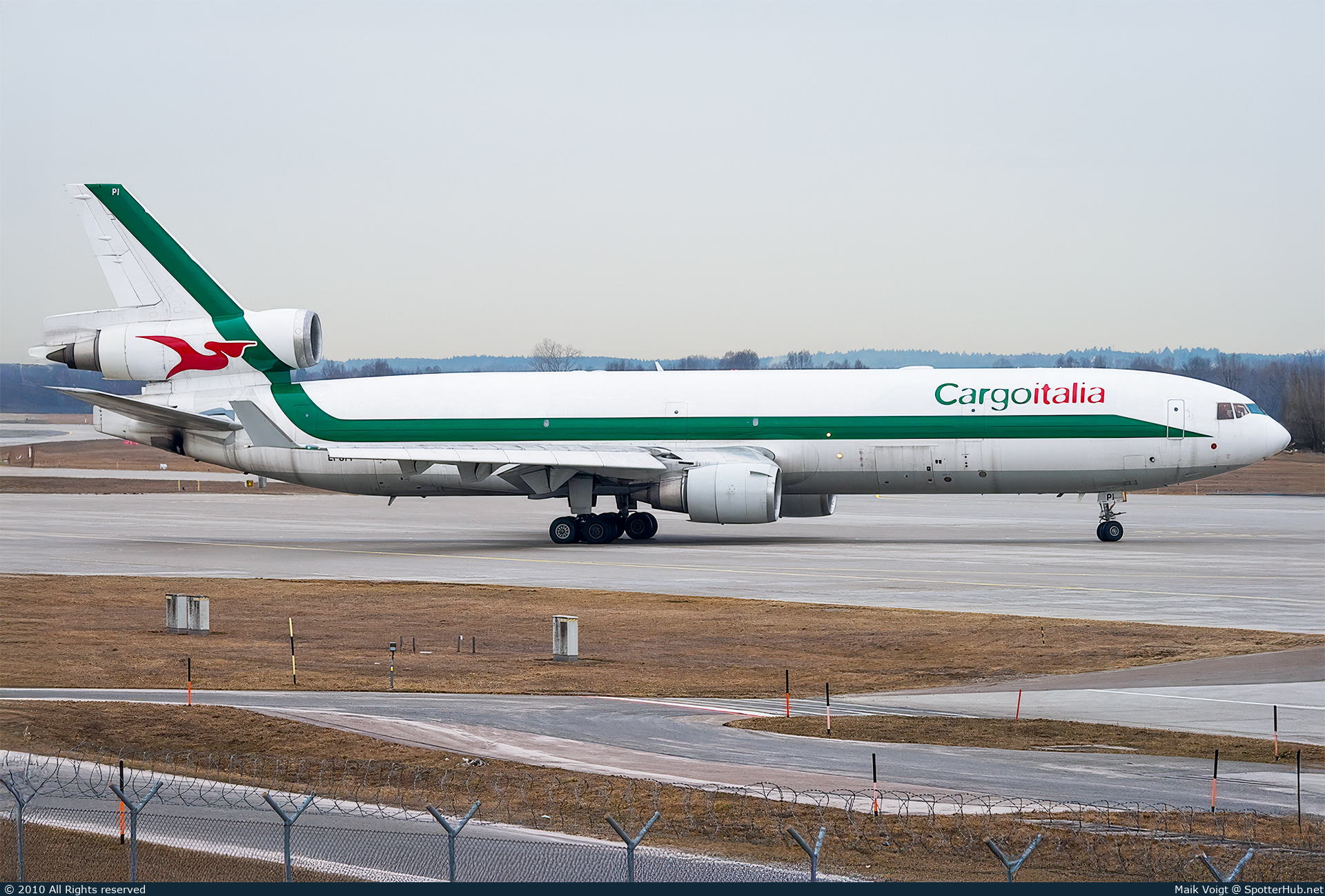 Photo of EI-UPI - McDonnell Douglas MD-11(F) operated by Cargoitalia