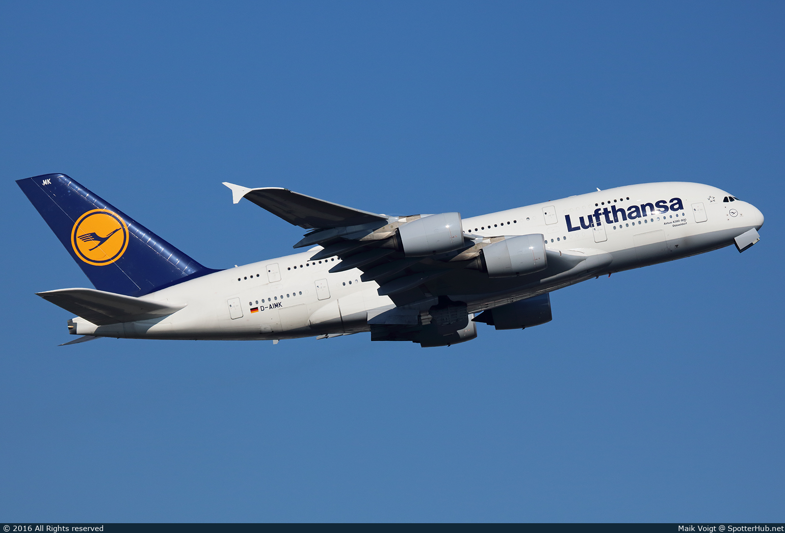 Photo of D-AIMK - Airbus A380-841 operated by Lufthansa