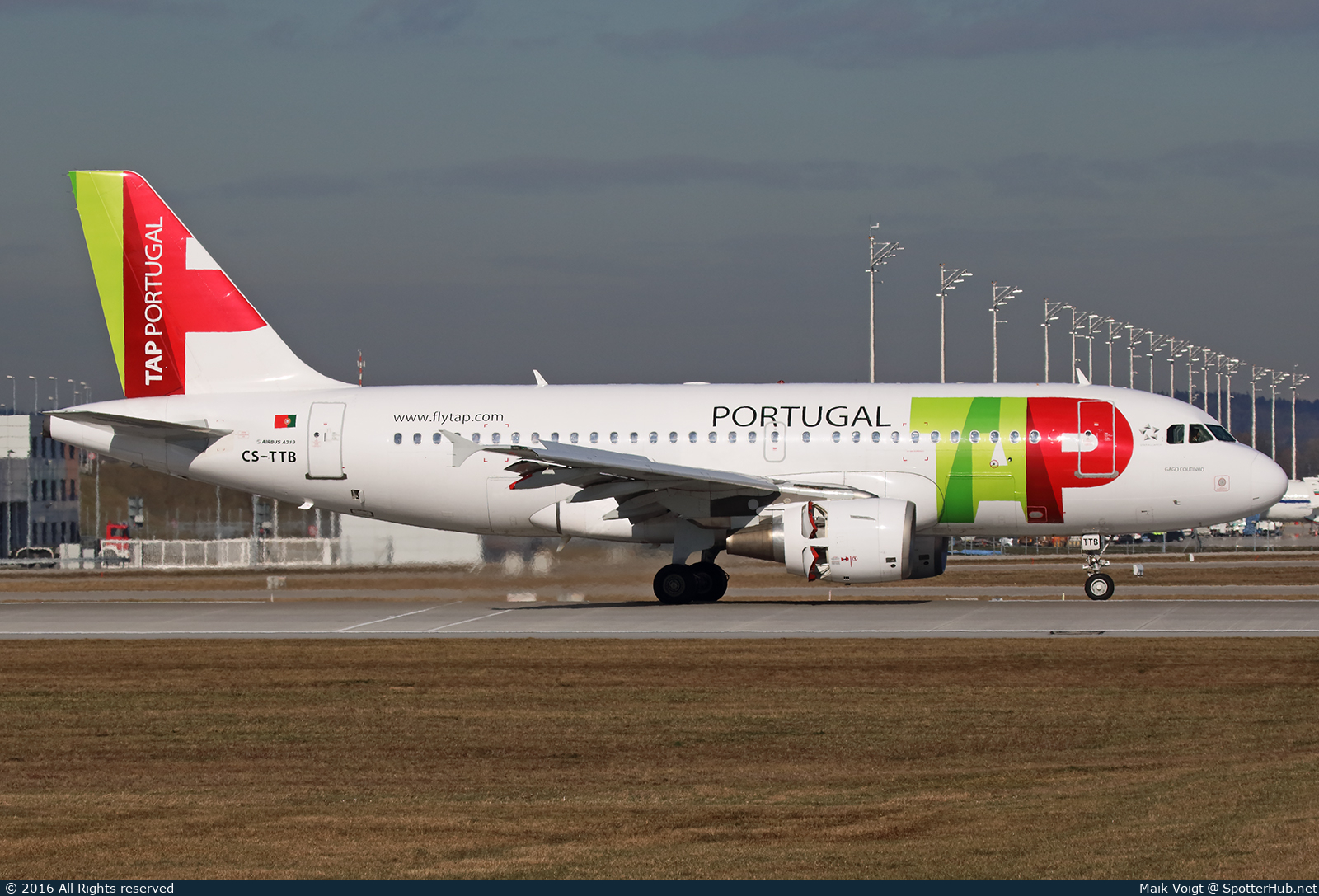 Photo of CS-TTB - Airbus A319-111 operated by TAP Air Portugal