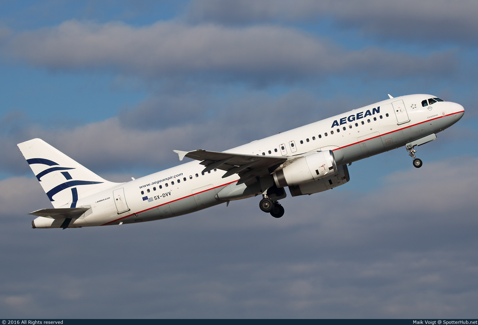 Photo of SX-DVV - Airbus A320-232 operated by Aegean Airlines